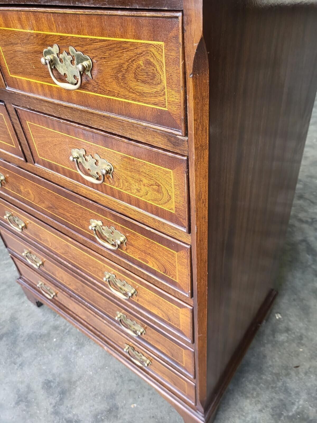 photo vinterior Antique Repro Inlaid 4 Over 4 Chest Of Drawers Bracket Feet