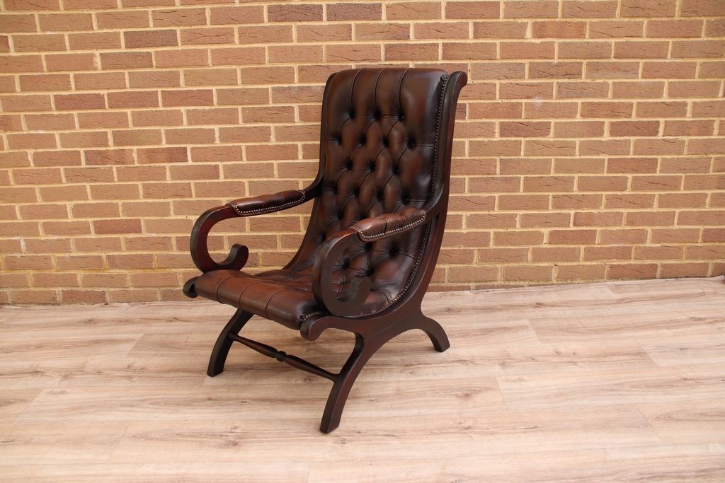 Chesterfield Slipper Chair