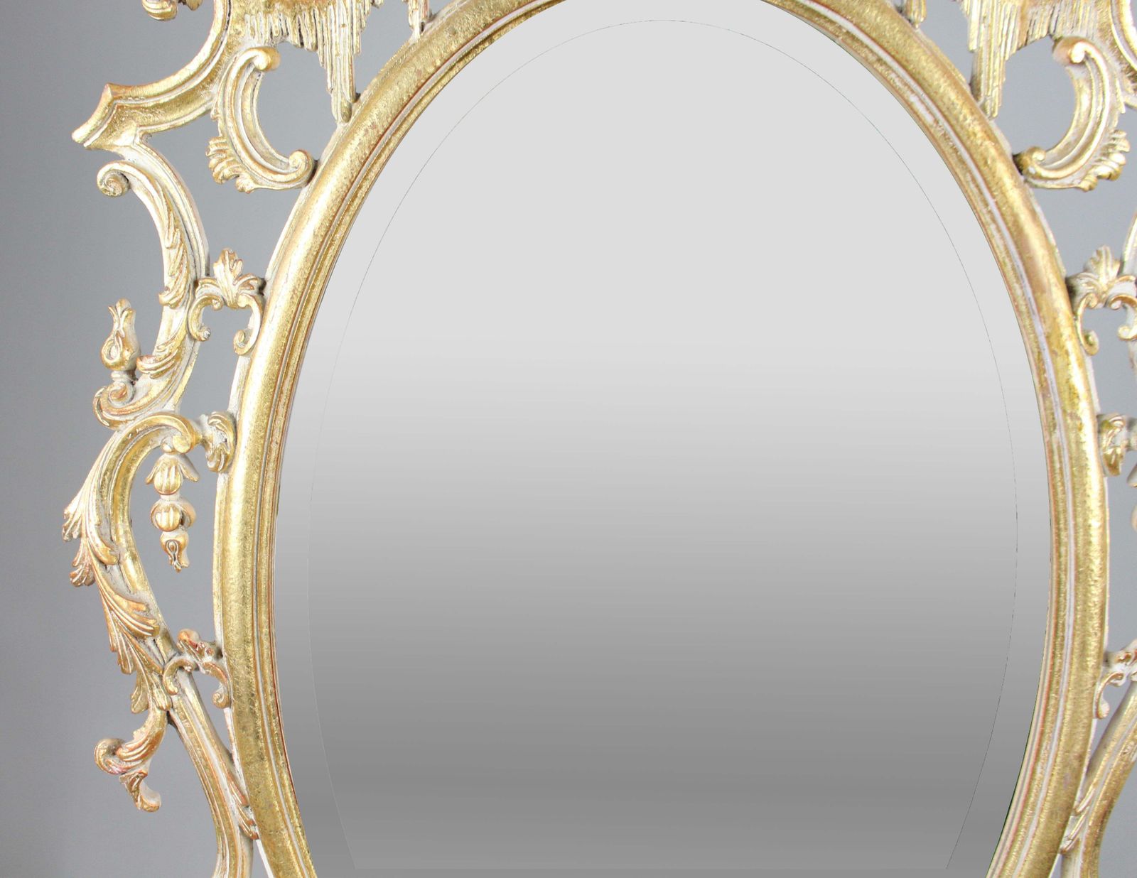 Large Italian Rococo Style Carved Giltwood Oval Wall Mirror, Florentine, 20th Ce photo Home Decor