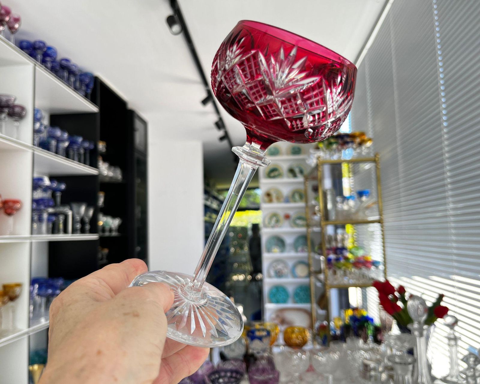 Verres à vin Val Saint Lambert en verre soufflé bouche, lot de 2 photo furniture