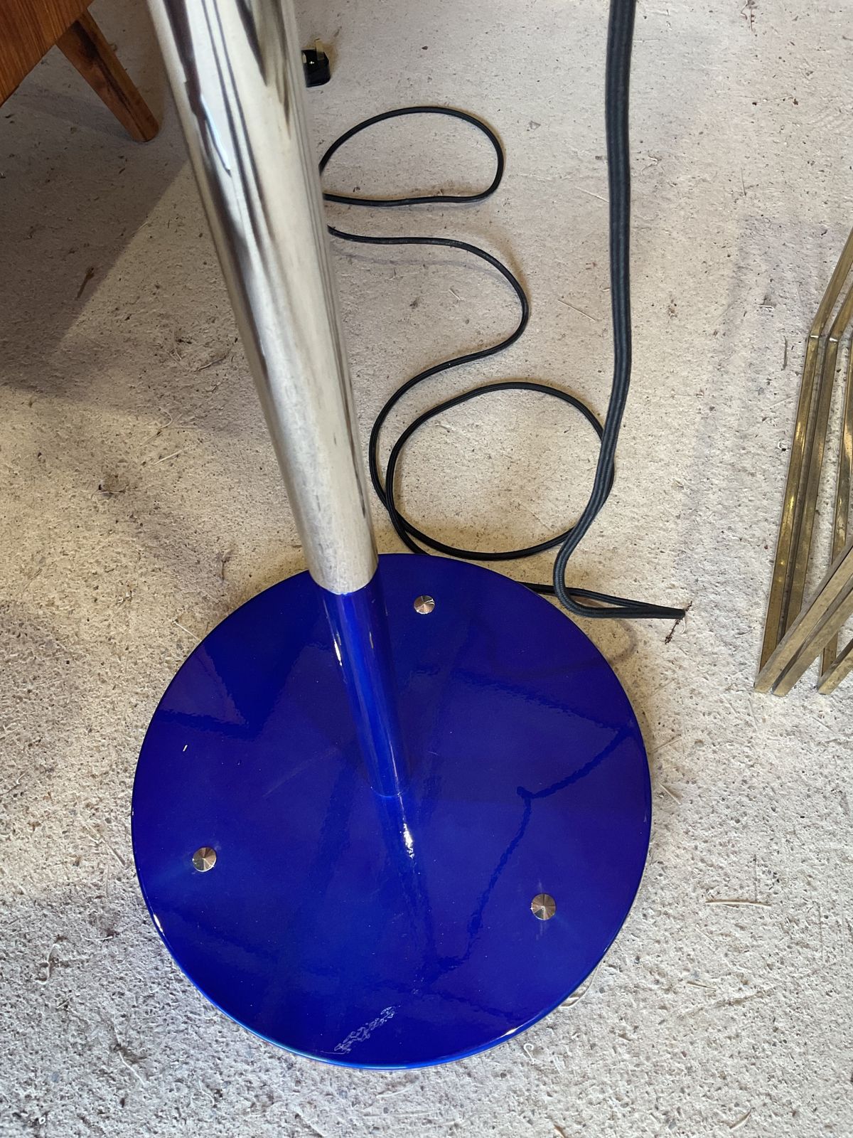 photo vinterior Bauhaus Mid Century Floor Lamp & Desk Lamp By Tamás Borsfay 1970s