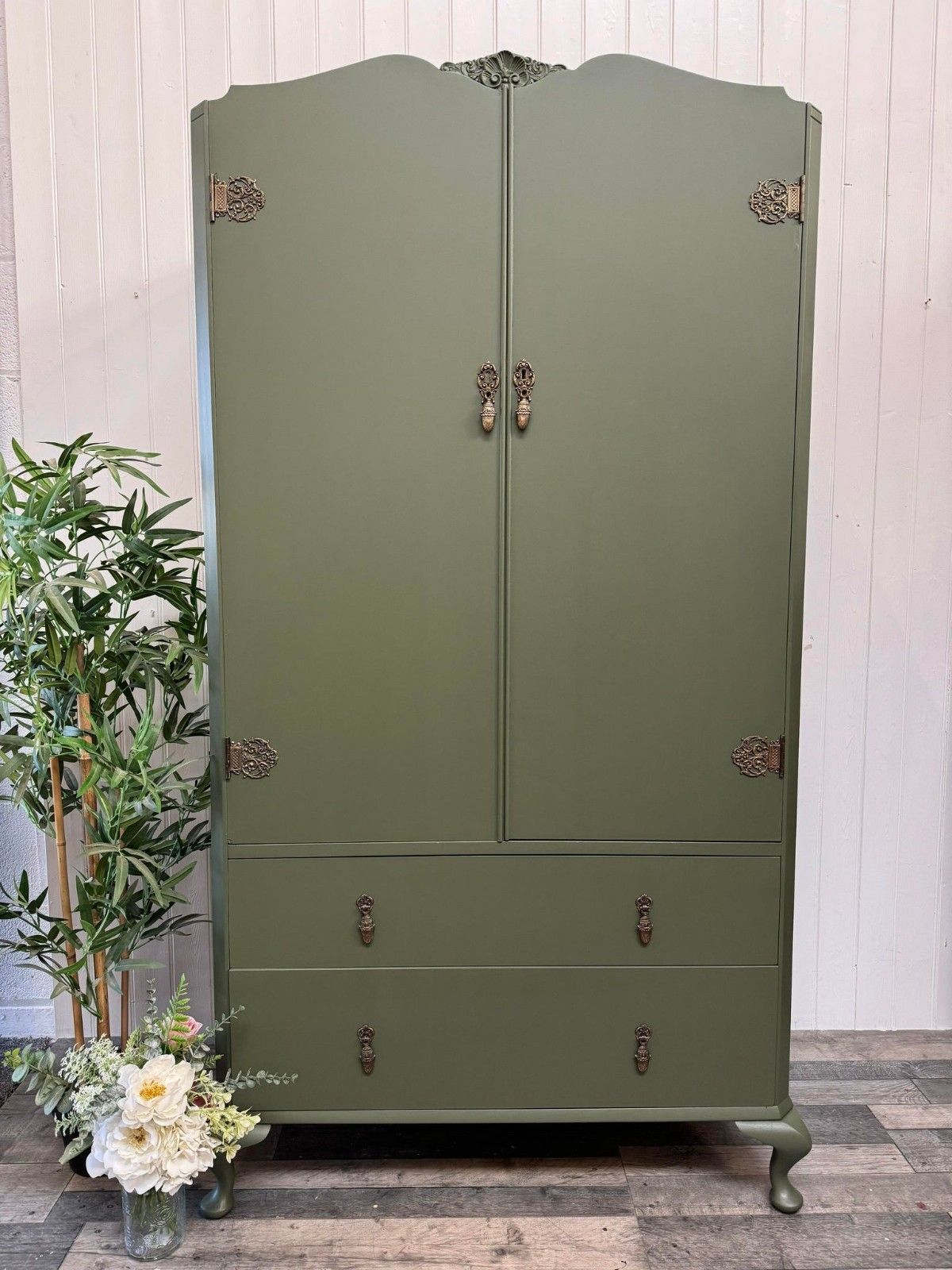 photo vinterior Ornate Antique Vintage Mahogany Double Hallrobe/Wardrobe