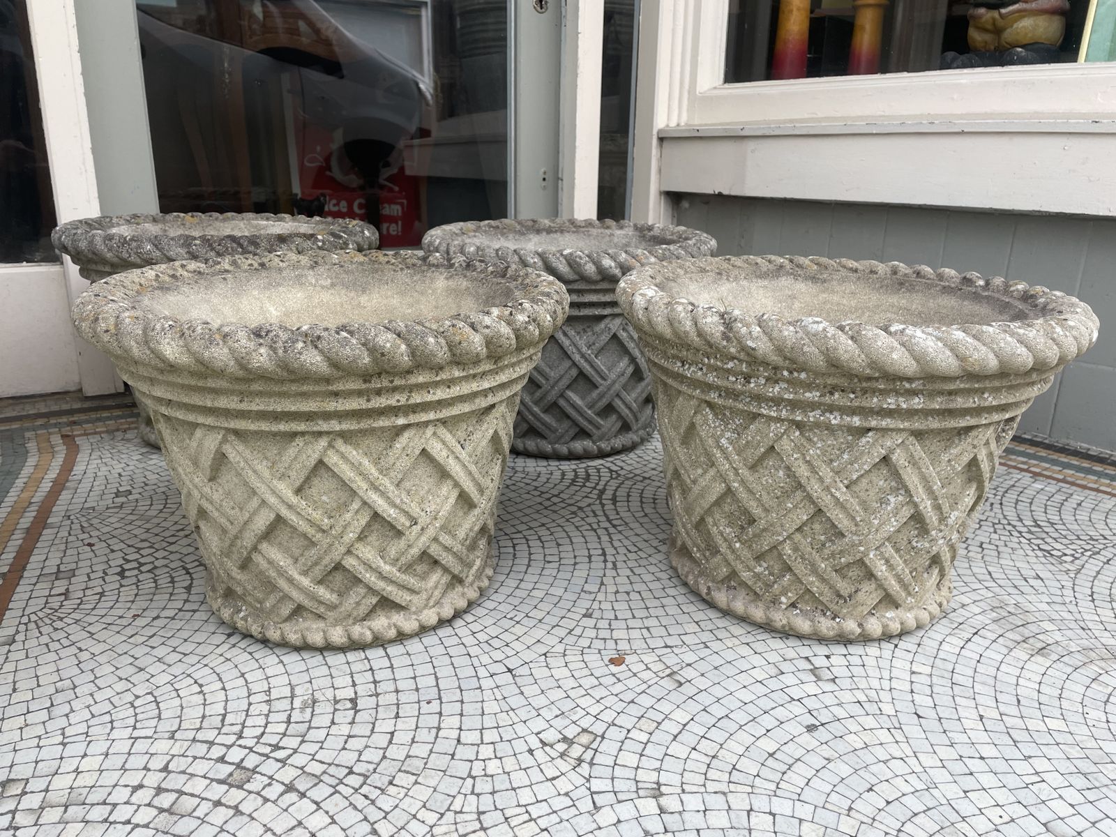 Vintage Group Of 4 Quality Haddonstone Weathered Basket Weave And Rope Edge  Planters