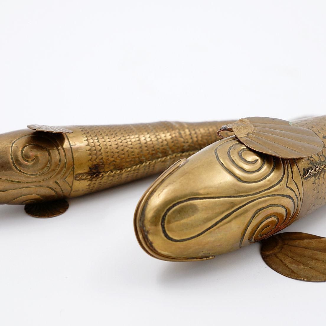 photo for sale Set Of 2 Articulated Fish Sculptures On Stand   20th