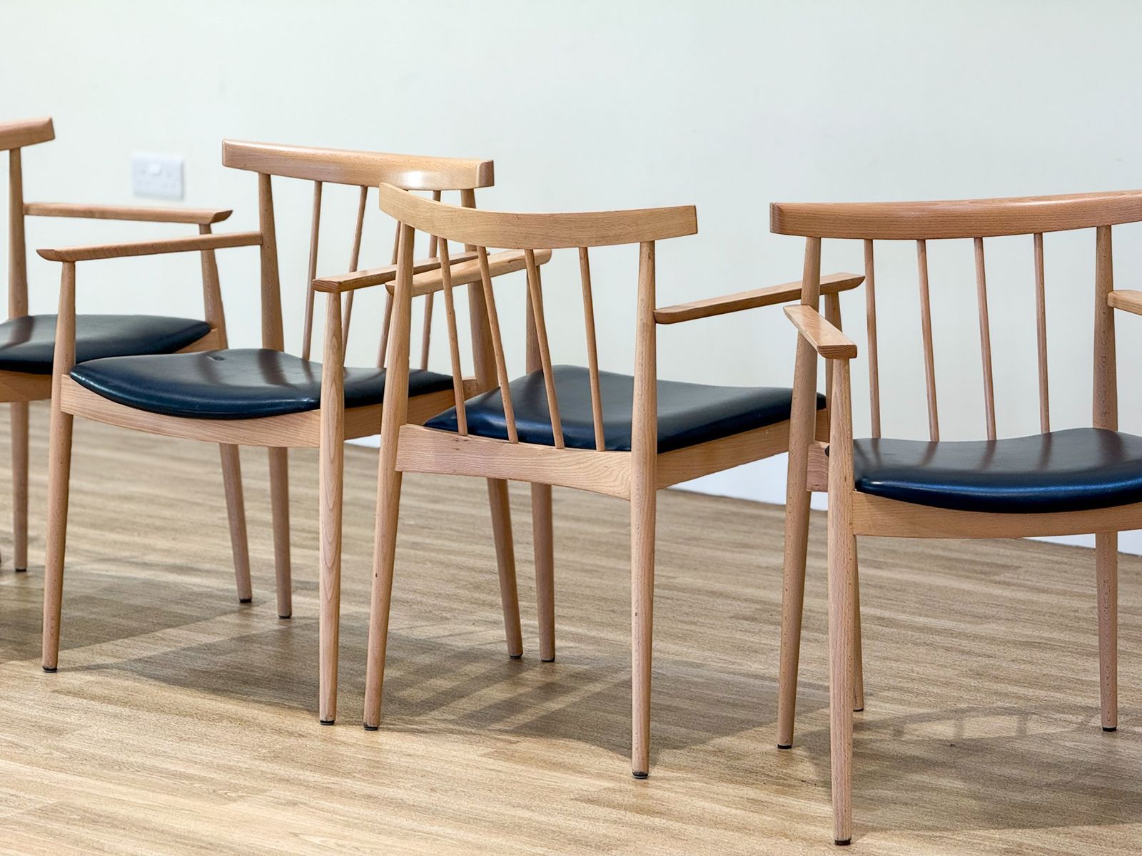 photo furniture Smile Side Chair By Lievore Altherr Molina For Andreu World