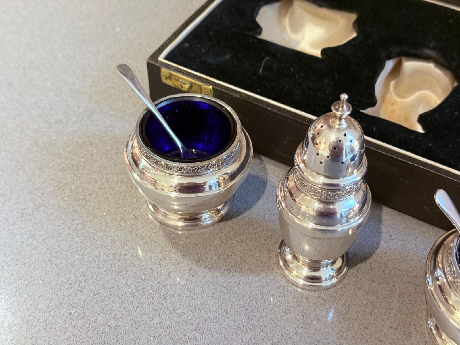 Antique Sterling Silver Condiment Set In Original Fitted Case, London Hallmarked photo Home Decor