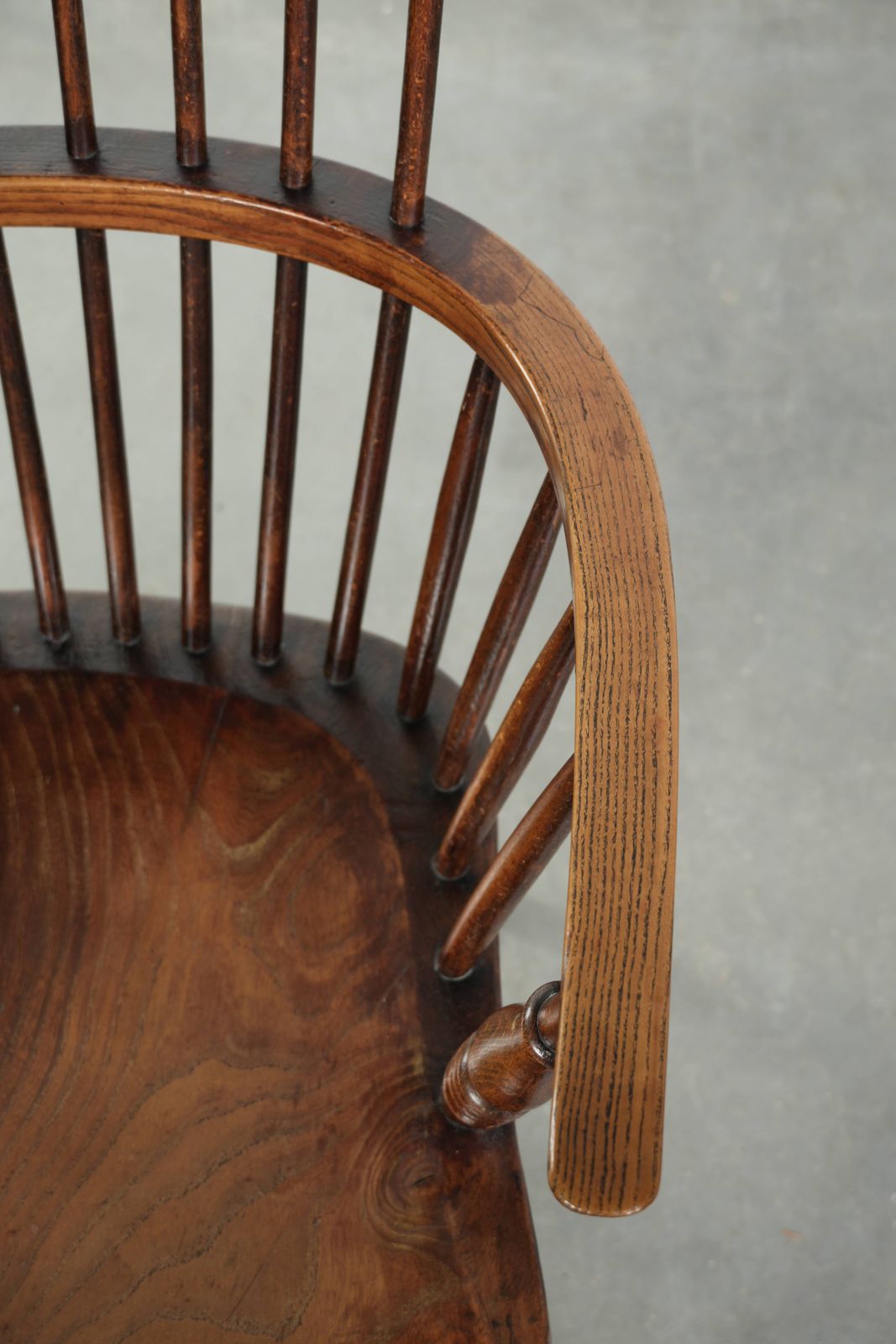 Beautiful, Rare, Antique English Windsor Highback Chair From The 19th Century With A Beautiful Patina. photo vintage