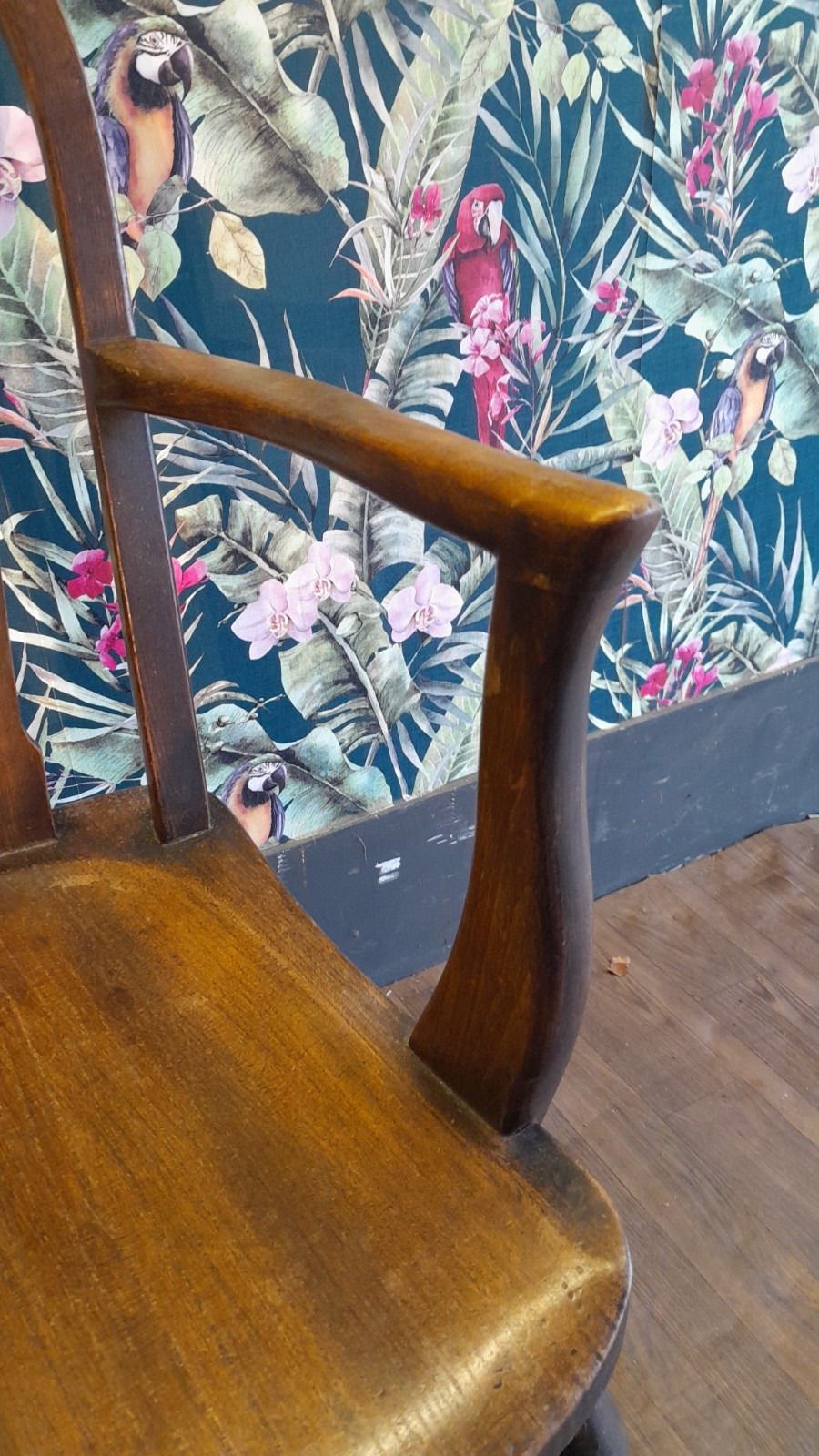 photo for sale Antique Windsor Wheelback Spindle Carver Chair, Great Condition