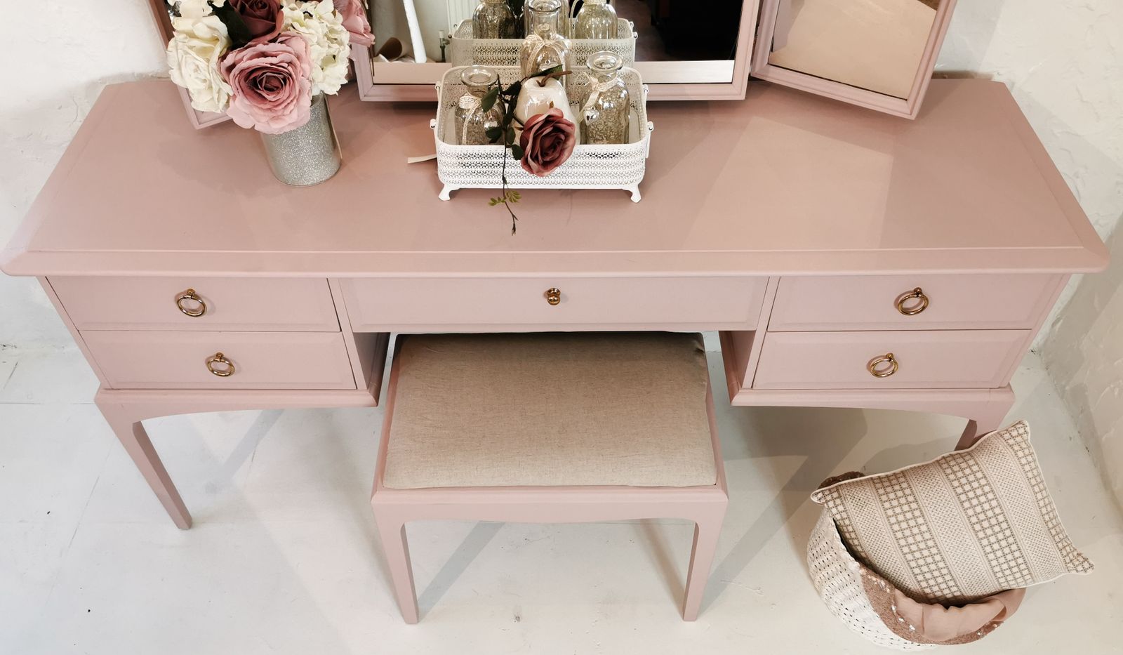 Spray Painted Dusky Pink Stag Minstrel Dressing Table Set With Triple Mirror & Stool photo buy