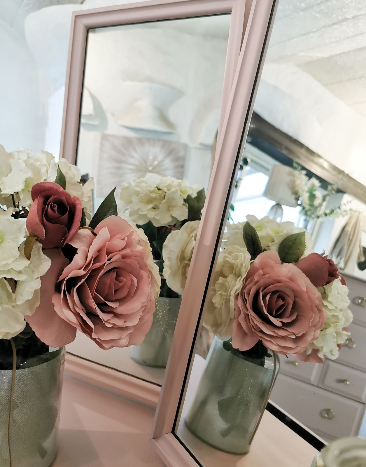 photo vinterior Spray Painted Dusky Pink Stag Minstrel Dressing Table Set With Triple Mirror & Stool