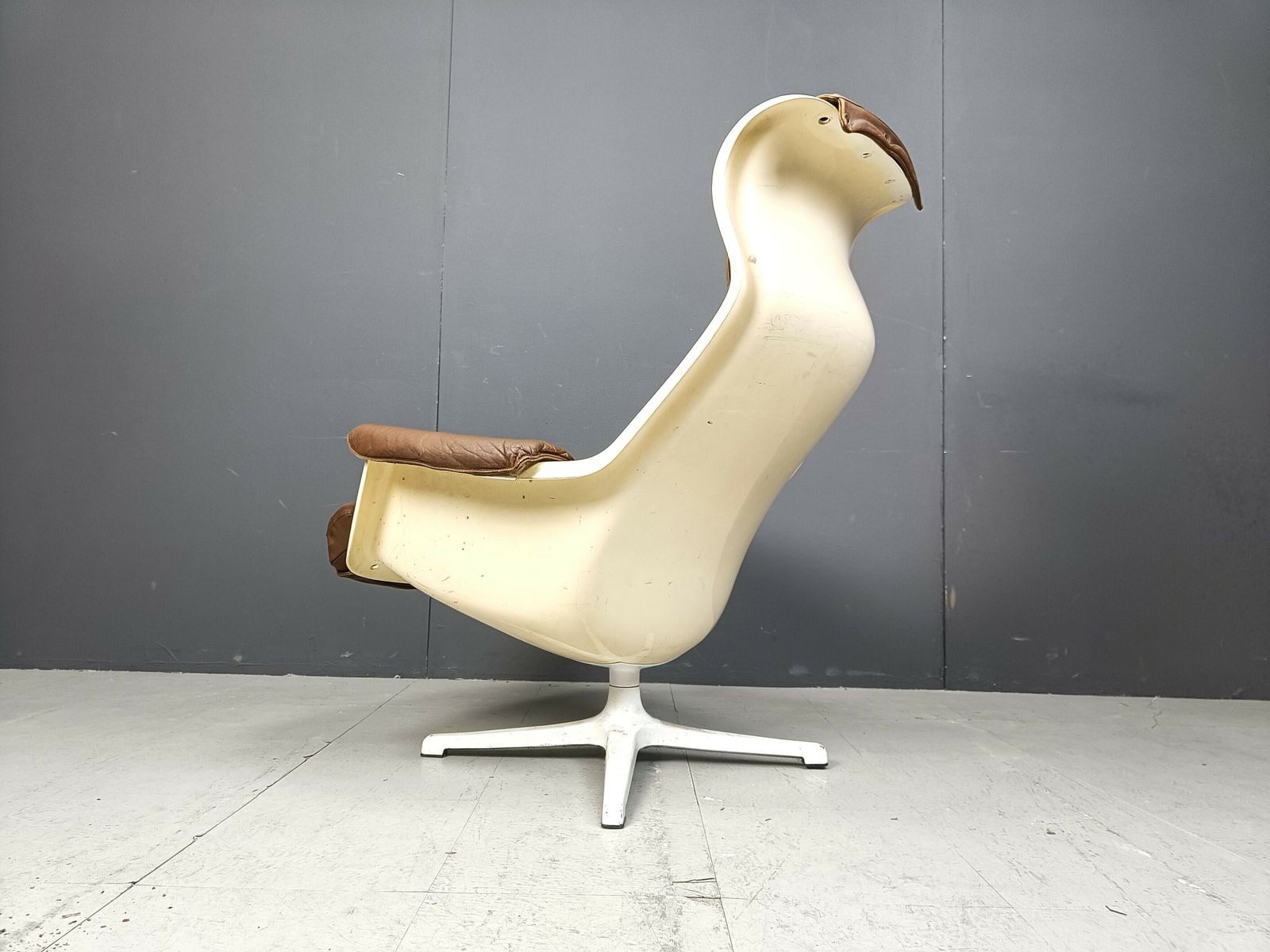photo furniture Mid Century Space Age Galaxy Armchair By Alf Svensson For Dux, 1968