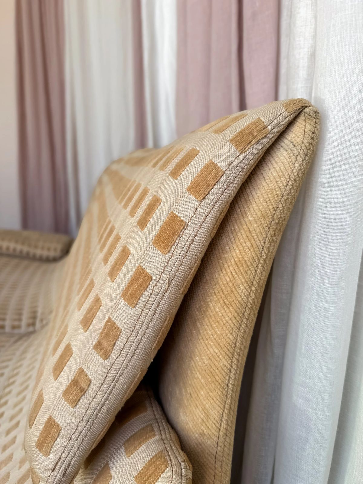 1970's Two Seater Sofa By Giovanni Offredi For Saporiti Italia photo buy
