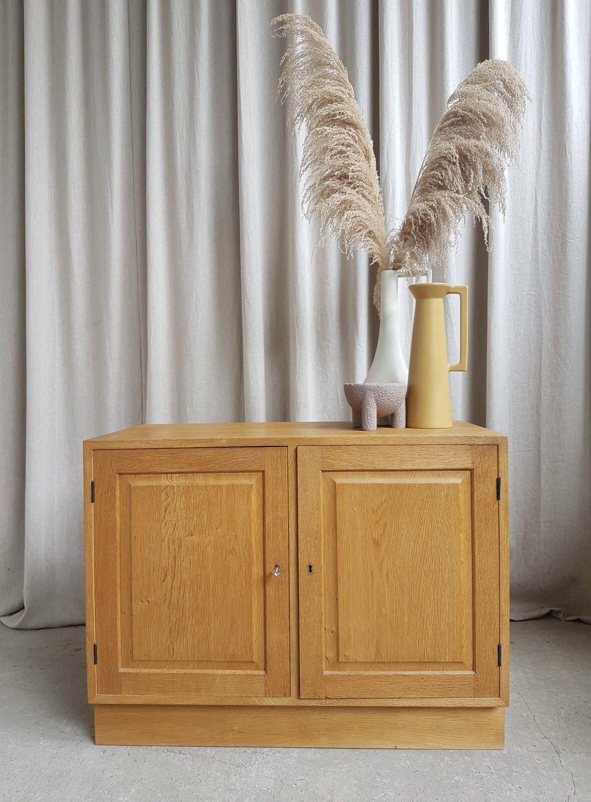 Vtg Mid Century Danish Oak Compact Sideboard Media Cabinet Scahdi Retro R516 photo furniture