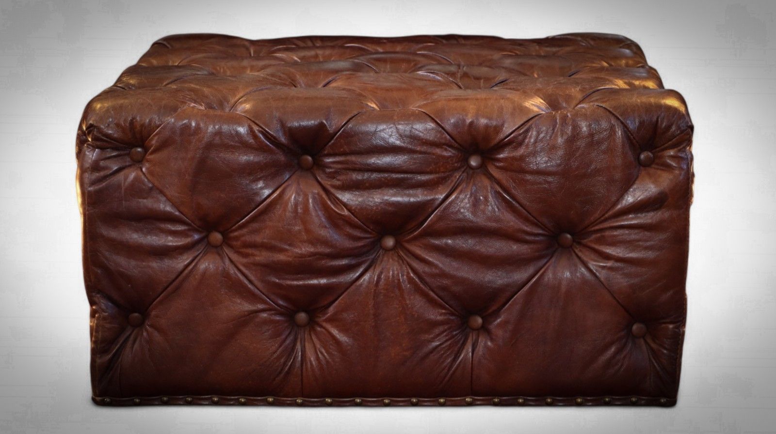 Timothy Oulton Lord Digsby Sqaure Leather Footstool Ottoman Antique Whisky Tan🚚 photo furniture