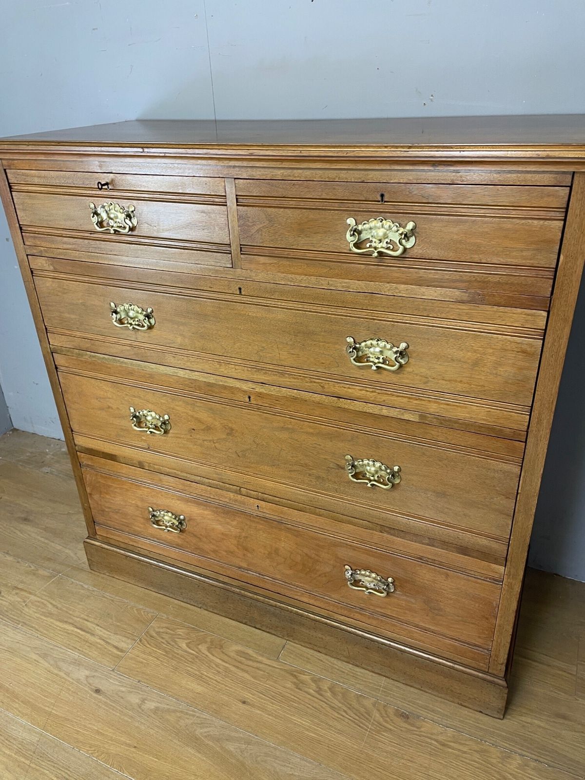 Arts And Crafts Solid Satin Walnut Four Height Chest Of Drawers photo vintage