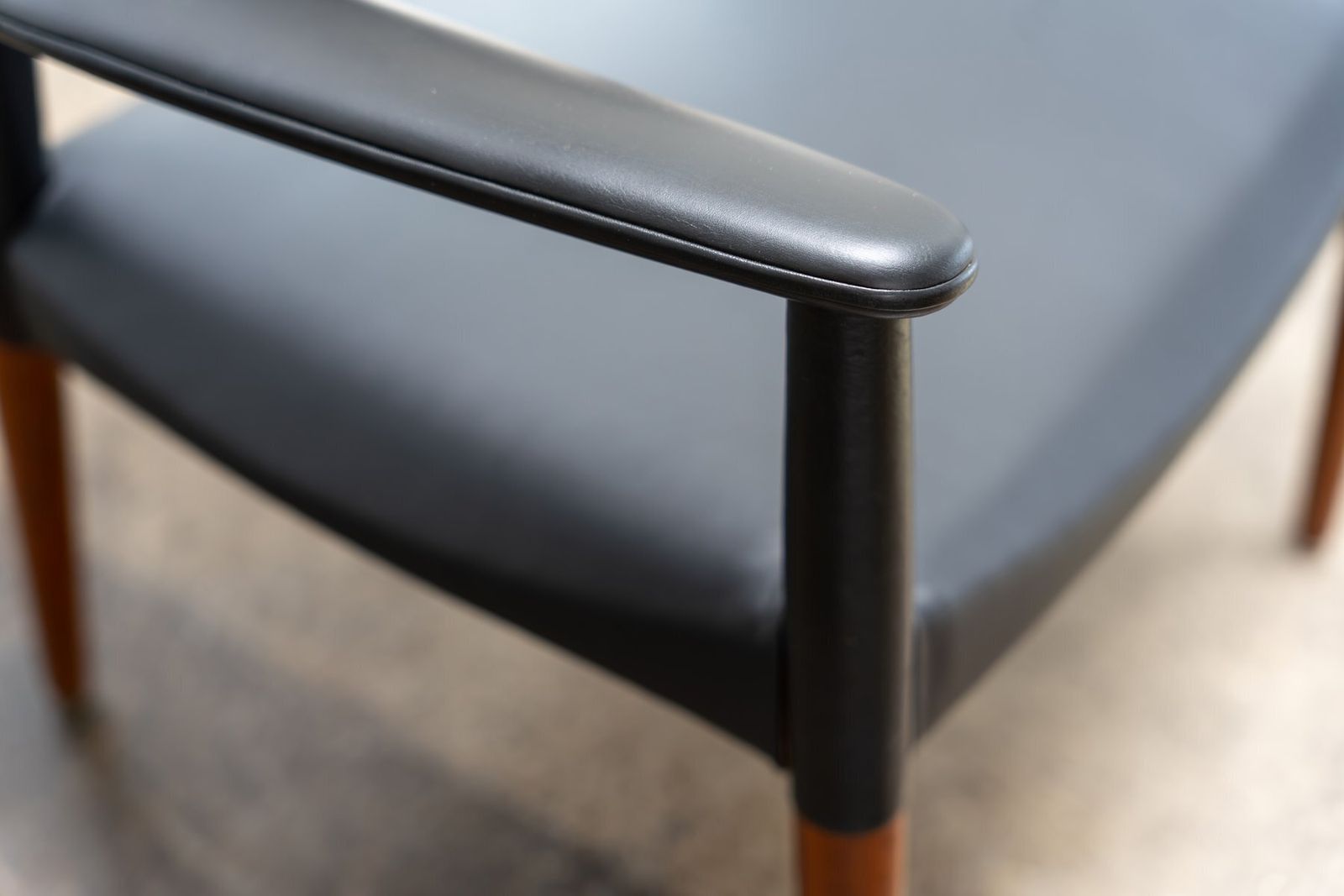 Leather Armchair By Ejnar Larsen And Aksel Bender Madsen For Willy Beck, 1949 photo buy