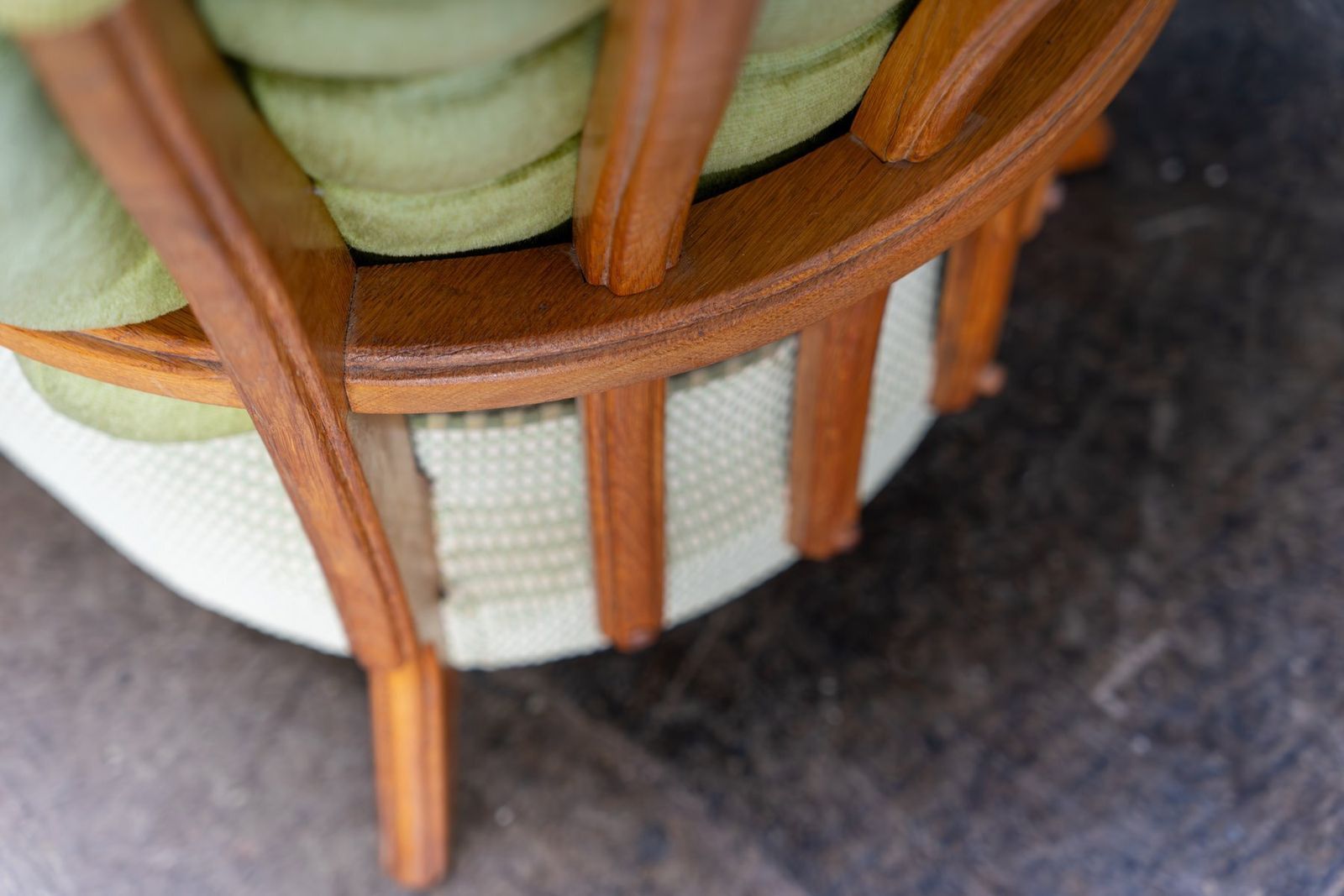 Oak Lounge Chairs By Guillerme Et Chambron Votre Maison, France, 1960s, Set Of 2 photo vinterior