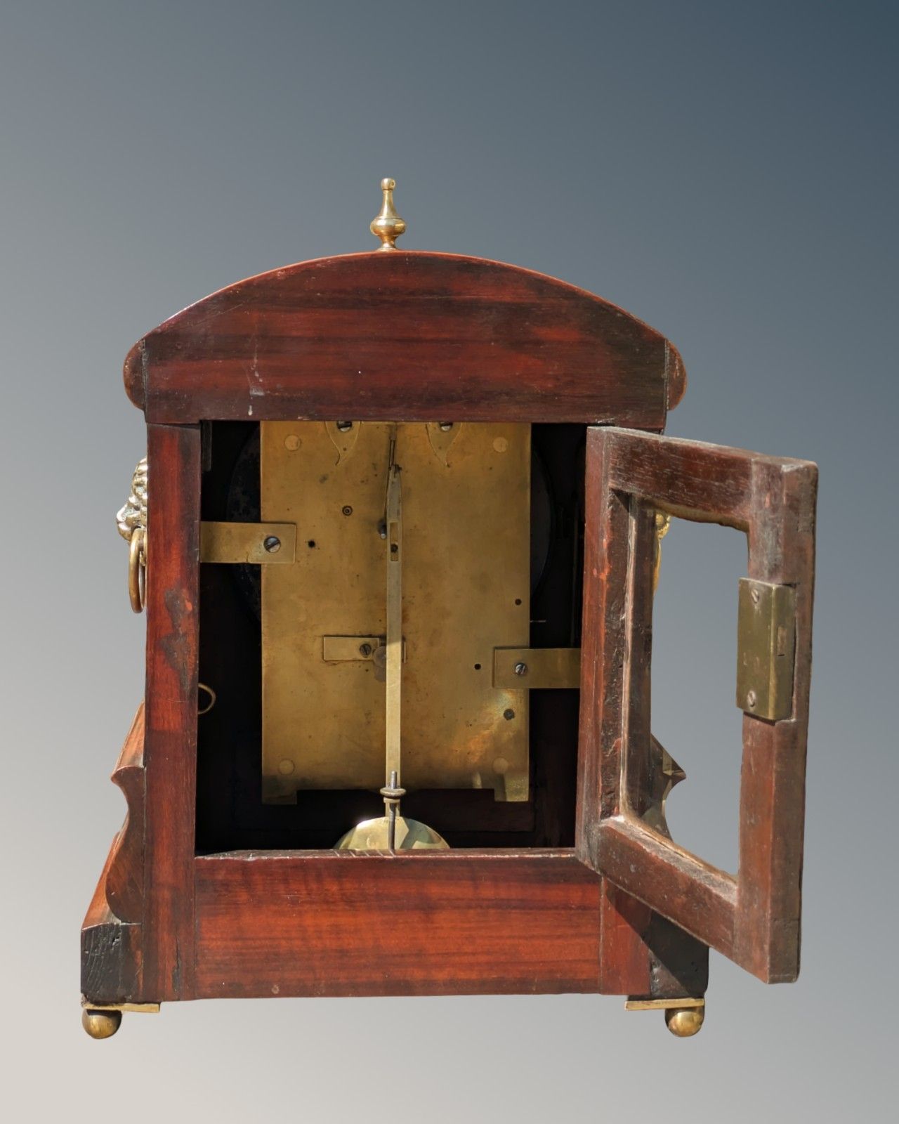 19th Century Mahogany Fusee Bracket Clock. Webster Cornhill London photo vinterior