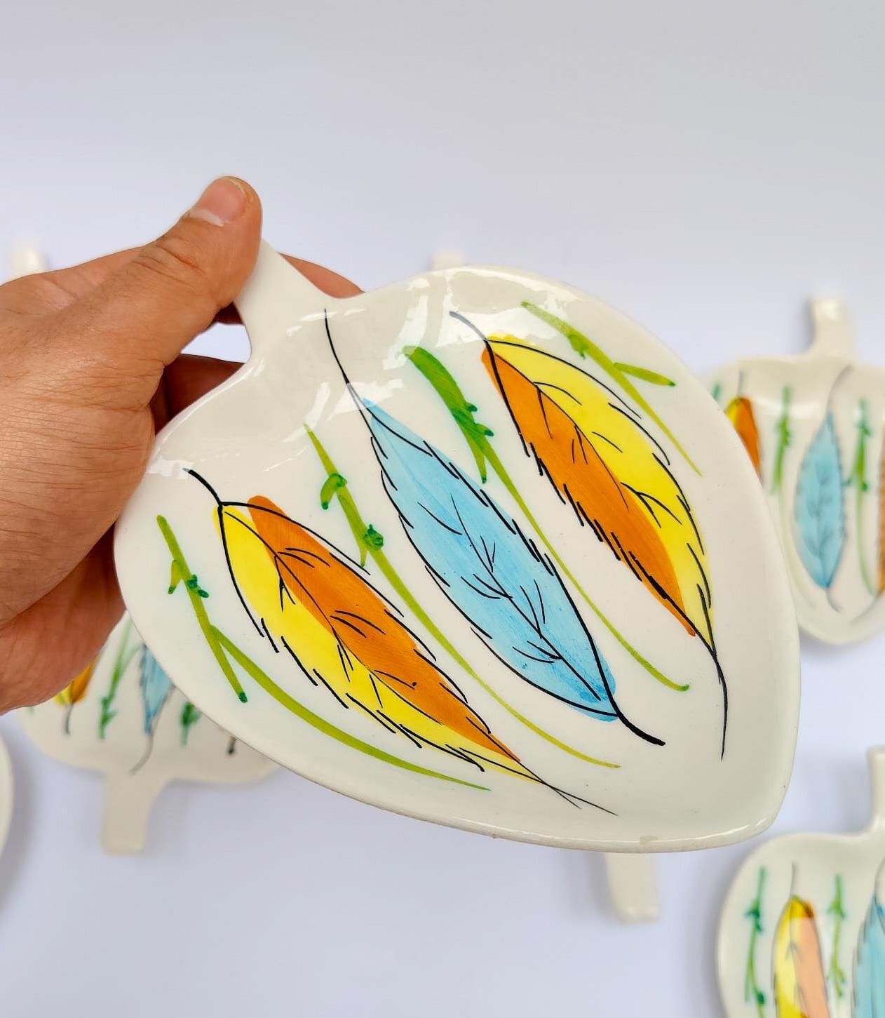 Set Of 8 Etruria Ceramic Leaf Shaped Saucers, Vintage, Mid Century Modern Design, 1960s photo vintage