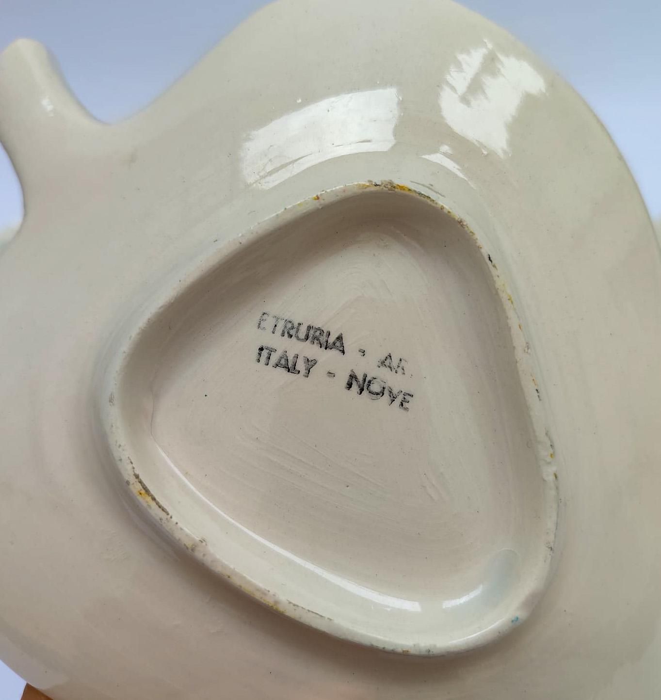 photo vinterior Set Of 8 Etruria Ceramic Leaf Shaped Saucers, Vintage, Mid Century Modern Design, 1960s