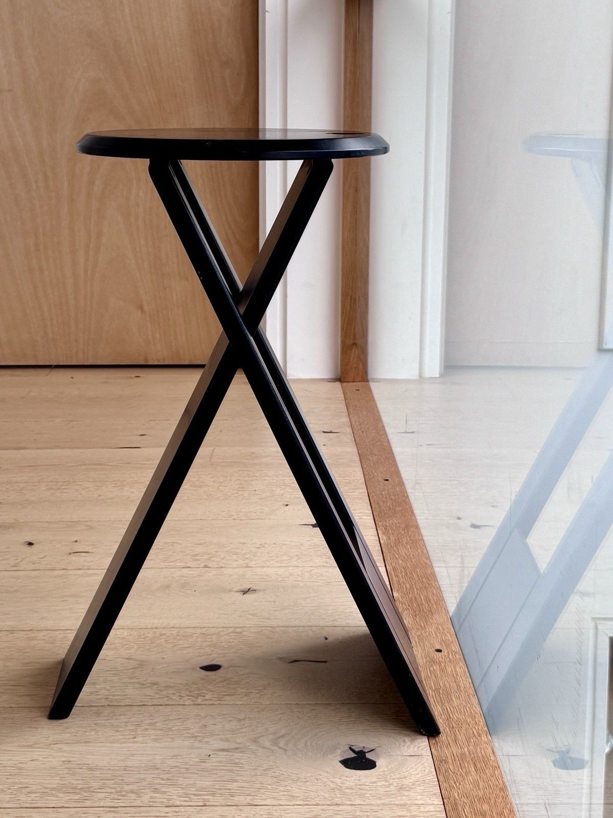 photo vinterior A Pair Of Tall Suzy Stools By Adrian Reed For Princes Design Works Ltd Black Ash