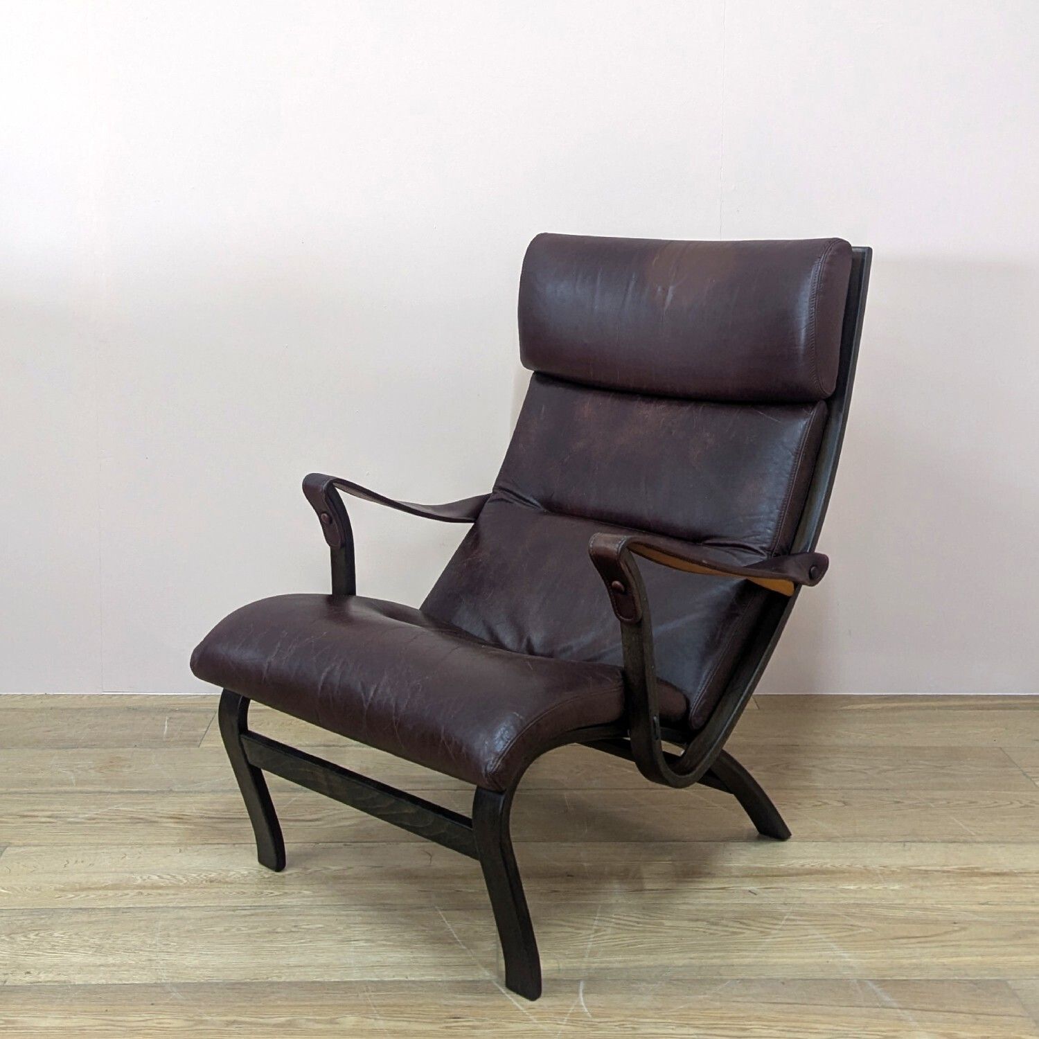 photo vintage Mid Century 1970’s ‘Clipper’ Lounge Chair By Nissen & Gehl For Jeki