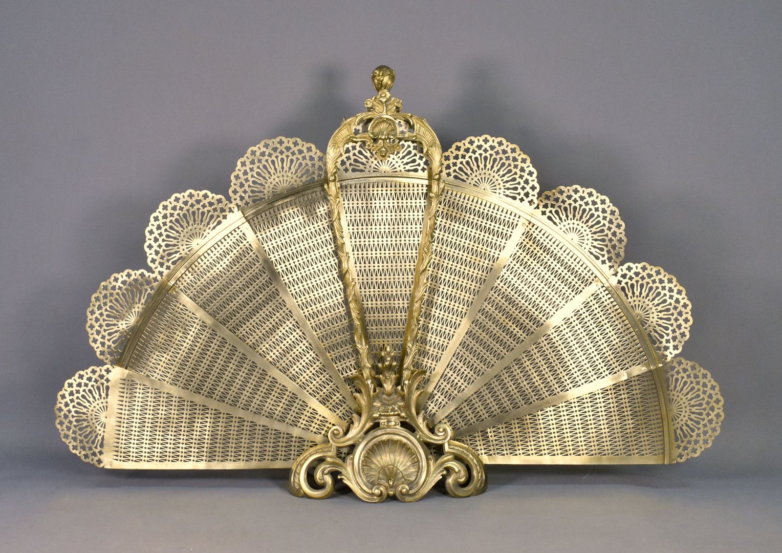photo furniture French Louis XV Transition Style Peacock Fan Shaped Fire Screen
