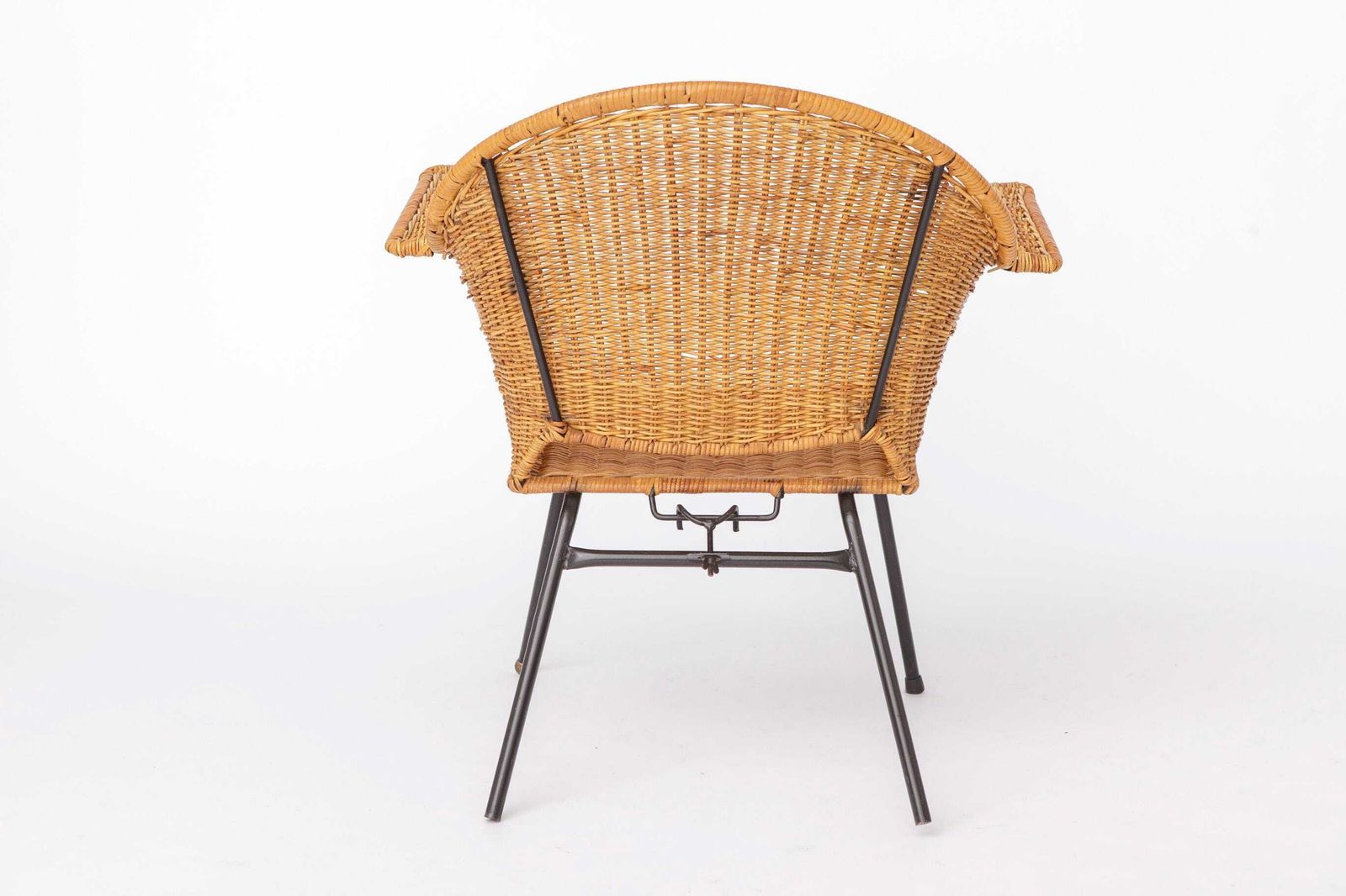 photo furniture Vintage Basket Chairs Van Gianfranco Legler, Ca. Jaren 1950 | Set Van 3 Zwitserse Rotan Lounge Stoelen | Mid Century Modern