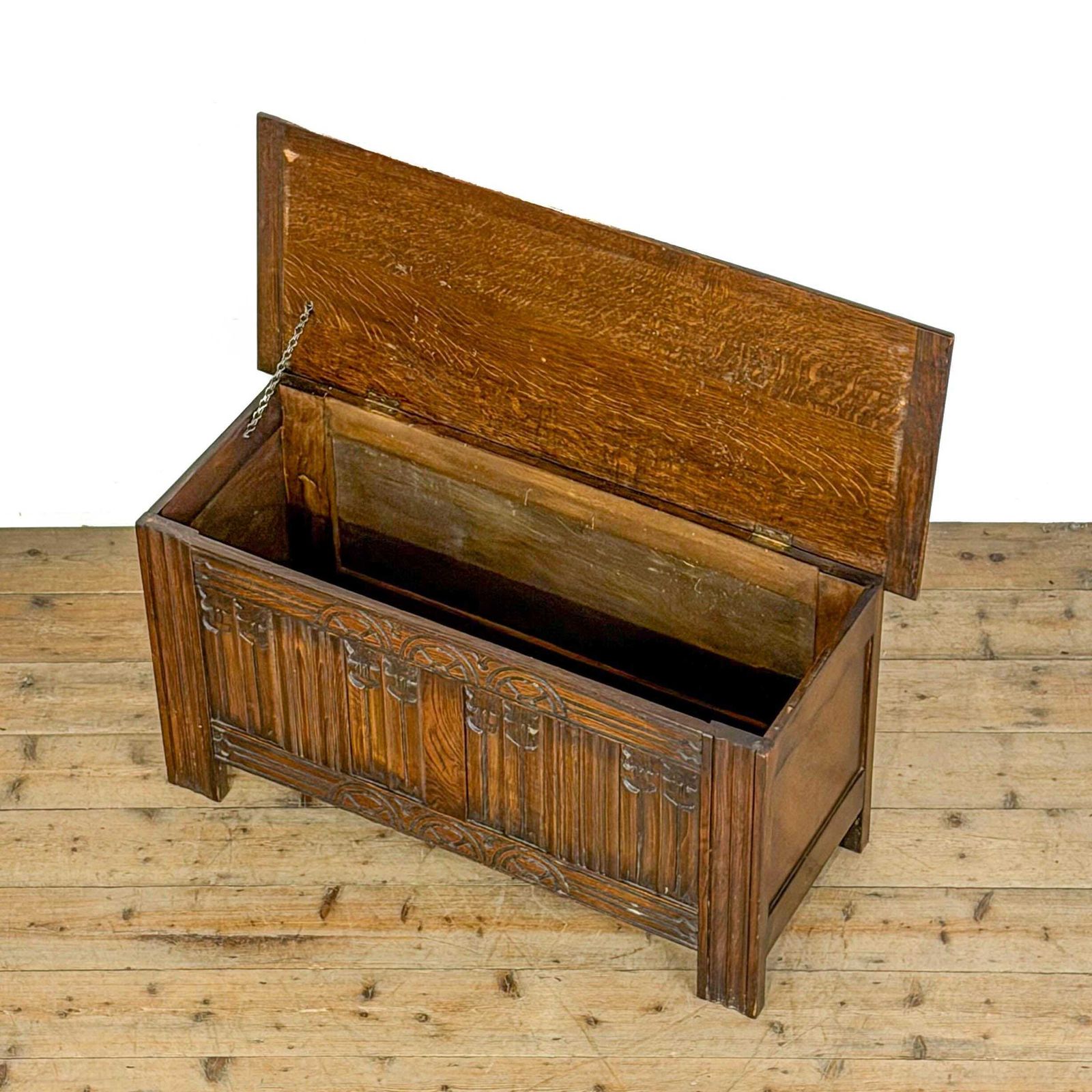 Late 20th Century Oak Coffer | Antique Coffer | Antique Furniture | Antiques | Antique Storage (M 6860) photo Furniture