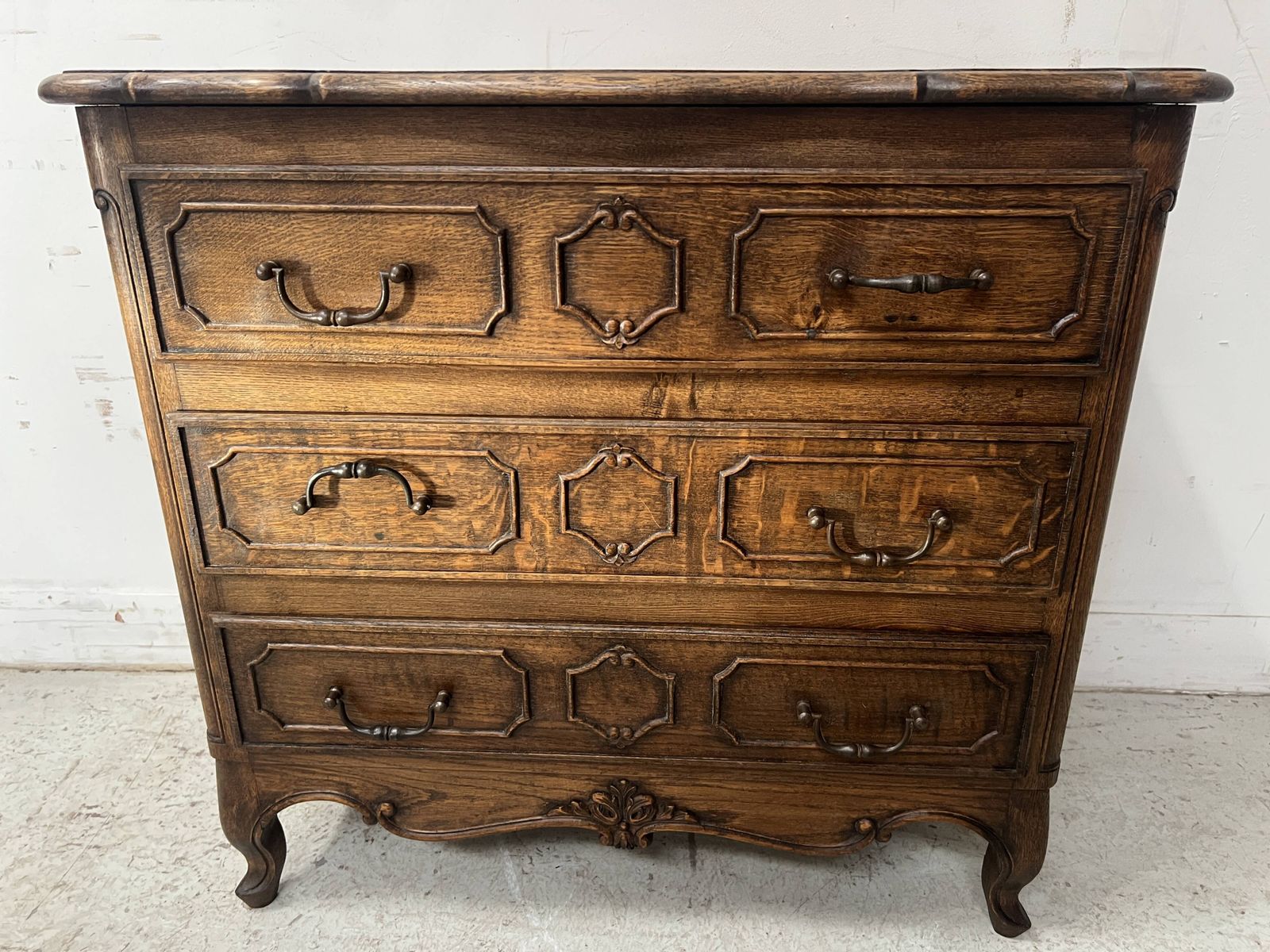 Regency Style Chest Of Drawers In Carved Oak, 20th Century photo furniture