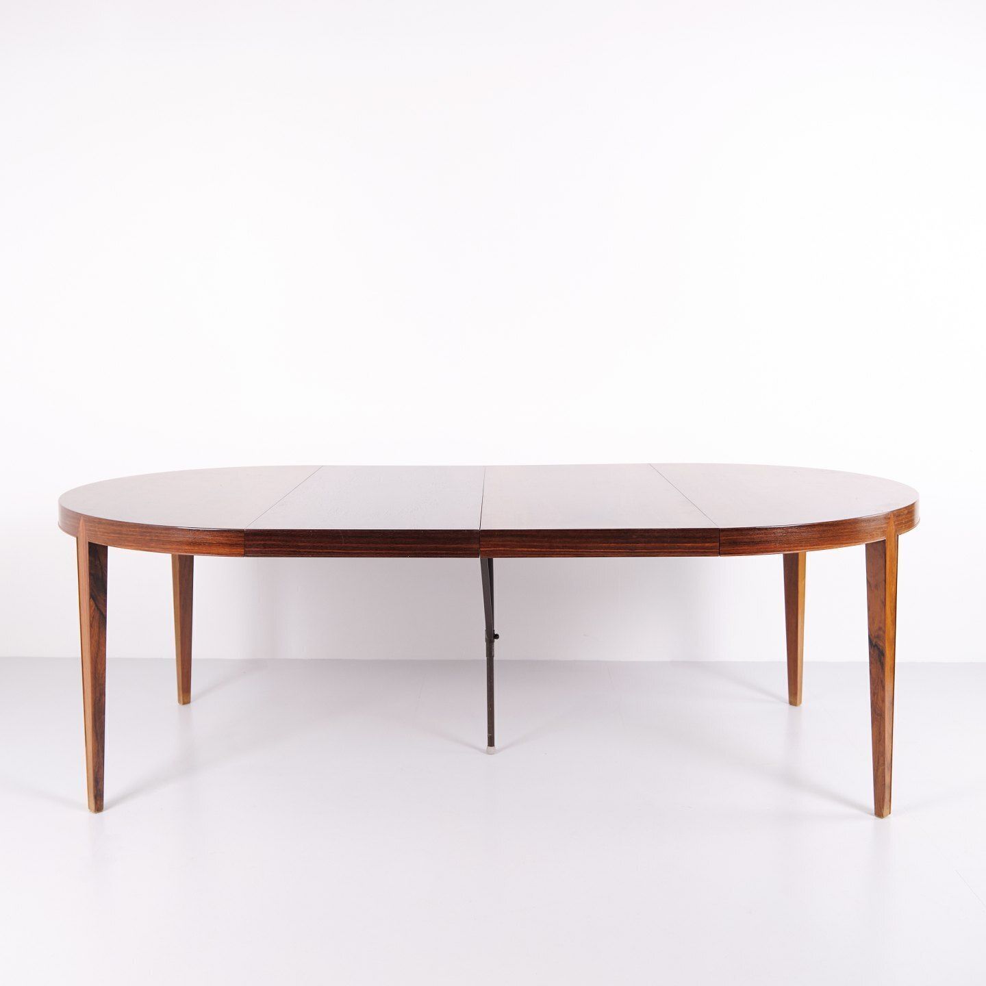 Severin Hansen Round Dining Table Model 57 In Rosewood With Extension, Haslev Furniture Factory, 1960s photo buy