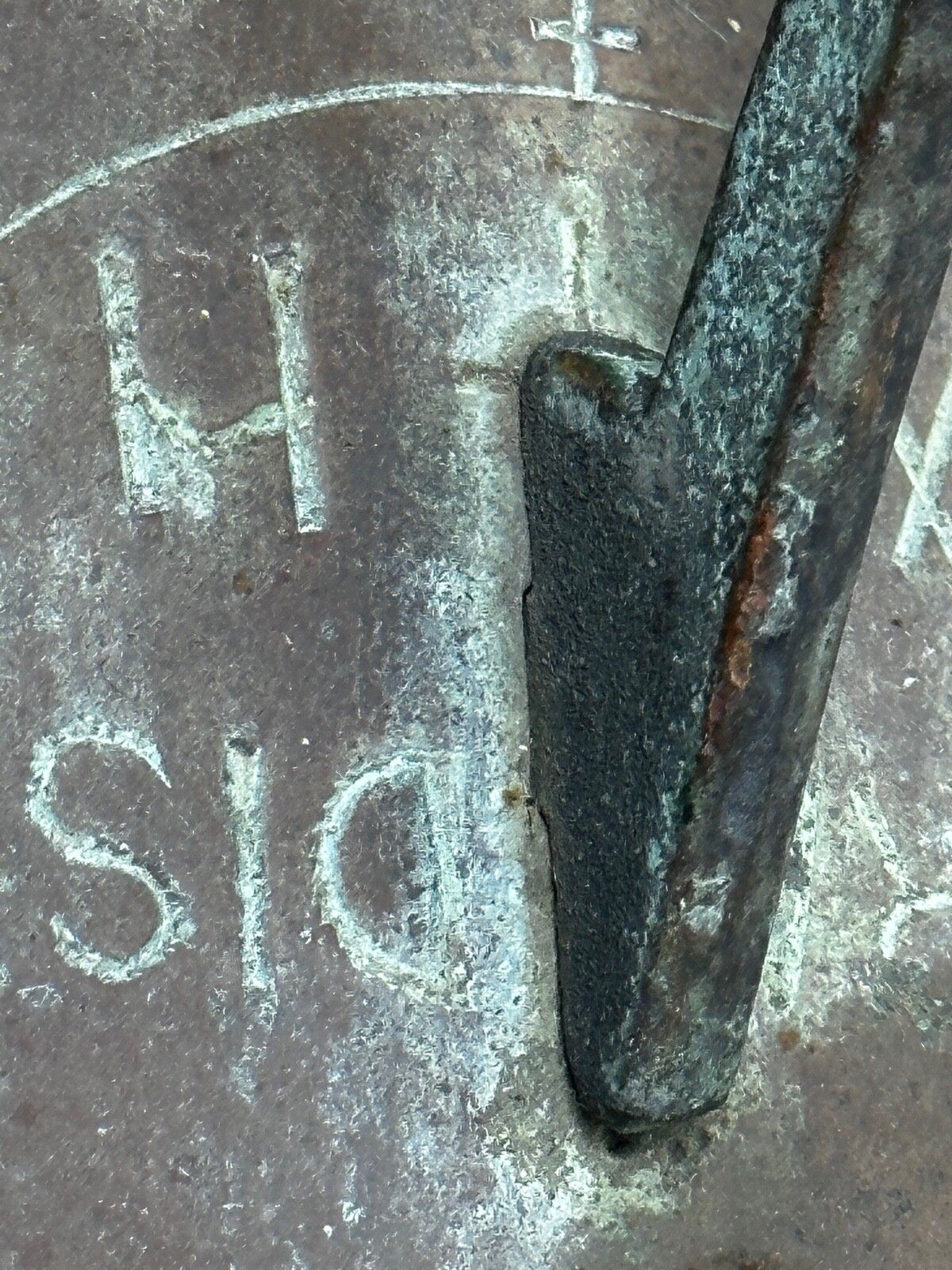 17th Century Bronze Garden Sundial Plate Gnomon Timepiece King Charles II Lives photo for sale