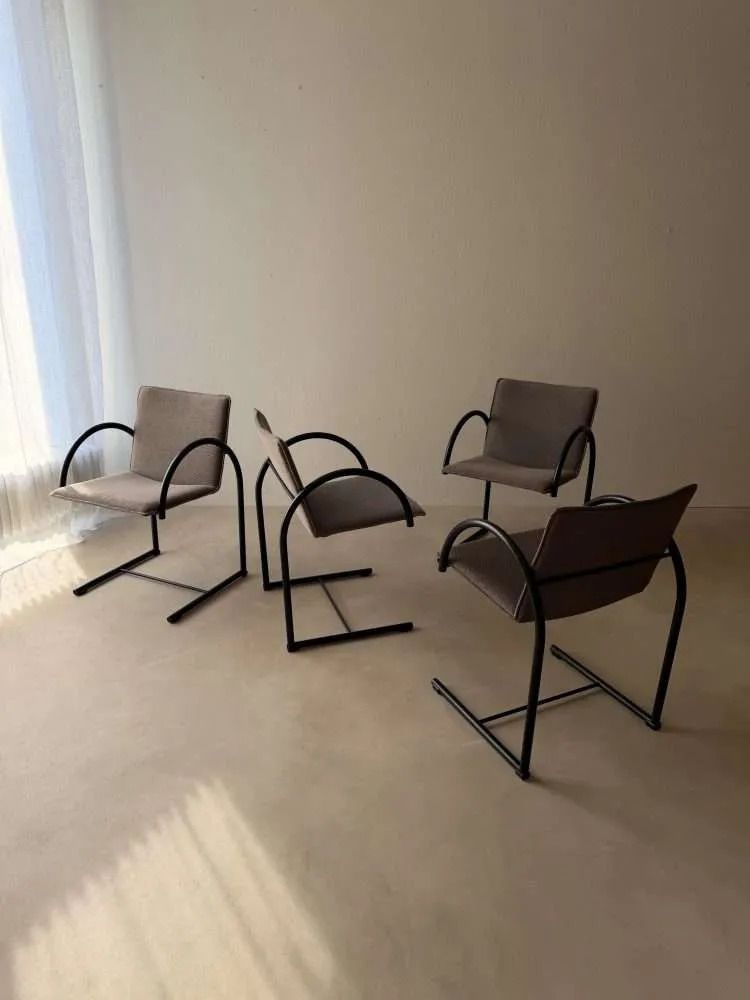 Set Van Vier Metaform Cirkel Eetkamerstoelen, Jaren 1980 photo vinterior