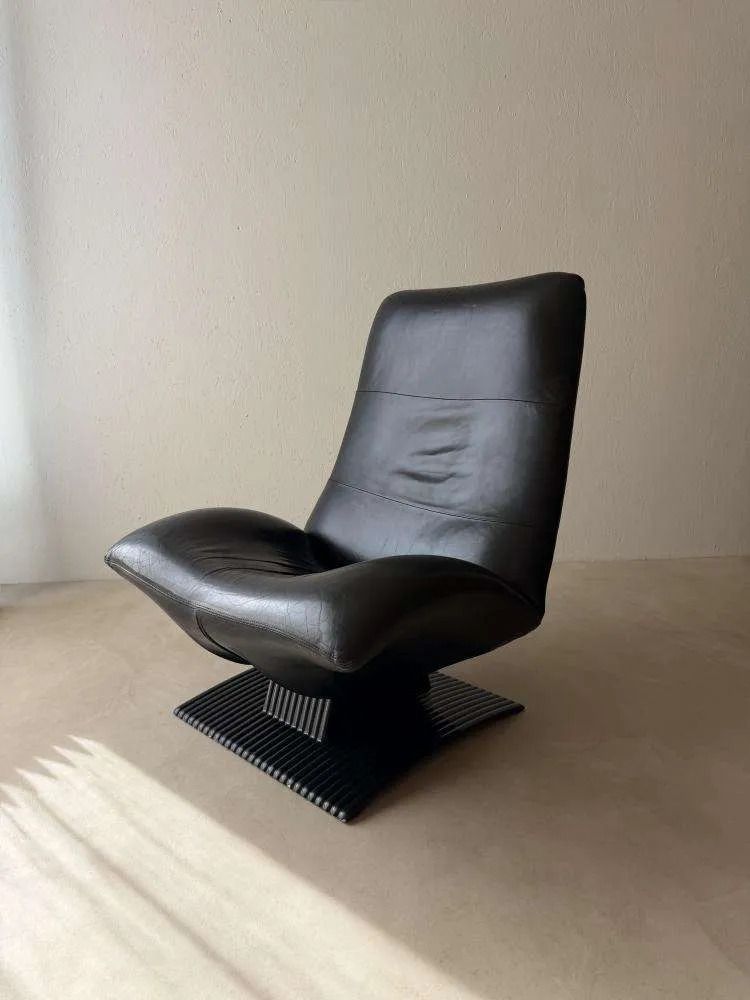 Artifort Wave F773 Armchair Black Leather Peter Van Der Ham 1985