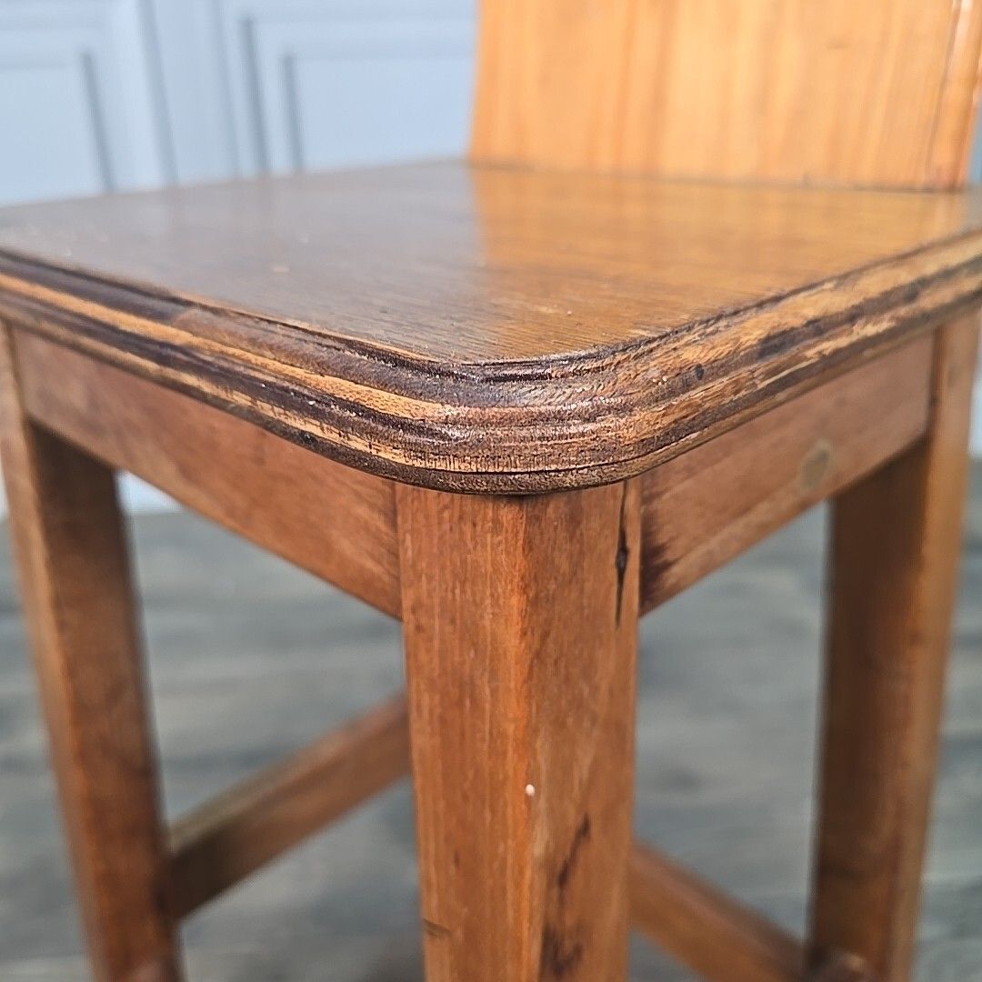 photo vinterior Retro Vintage Stool Chair Handmade Wooden Children's Seat Unusual Homemade