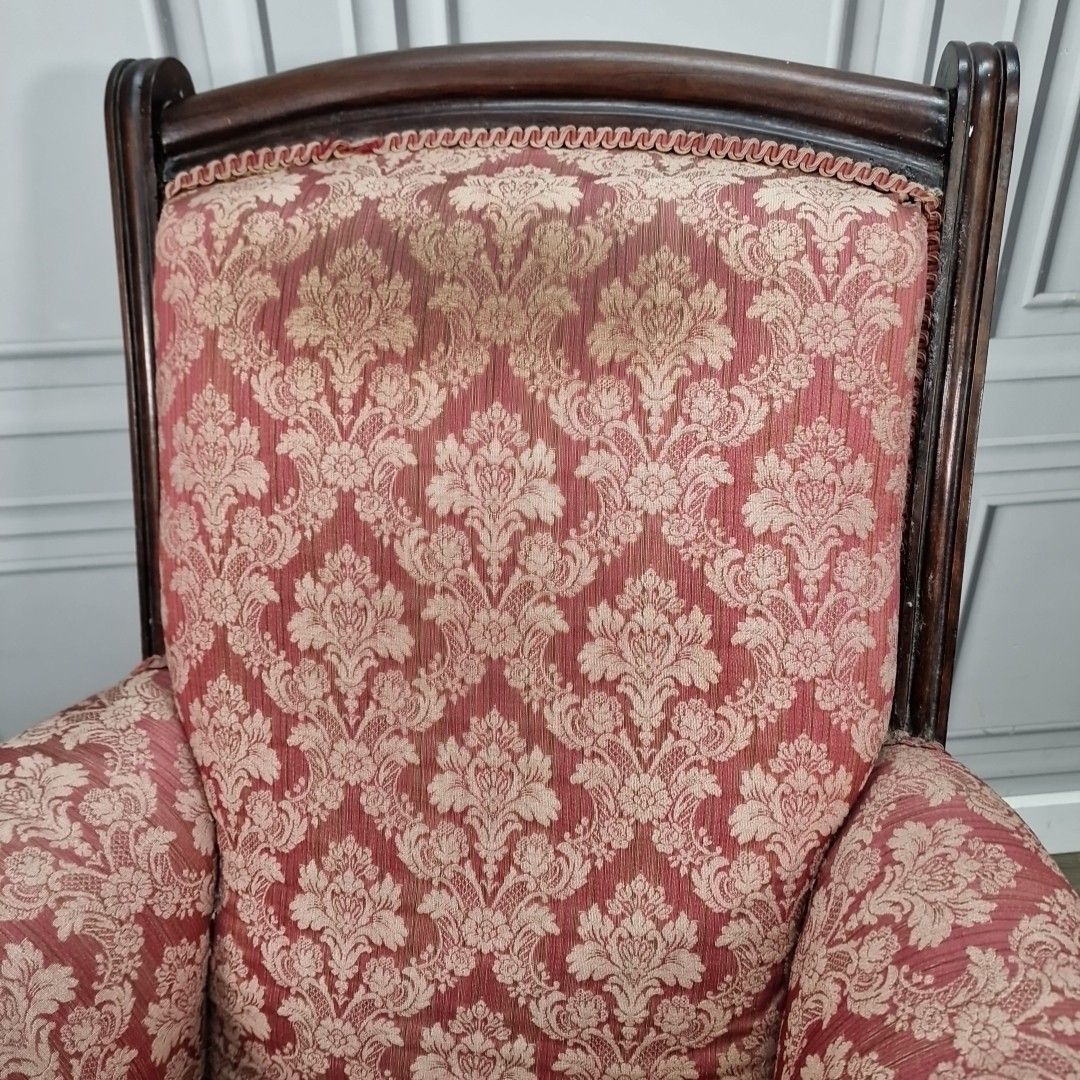 230.0 Antique Victorian Armchair Upholstered Damask Fabric Mahogany Frame Castors photo