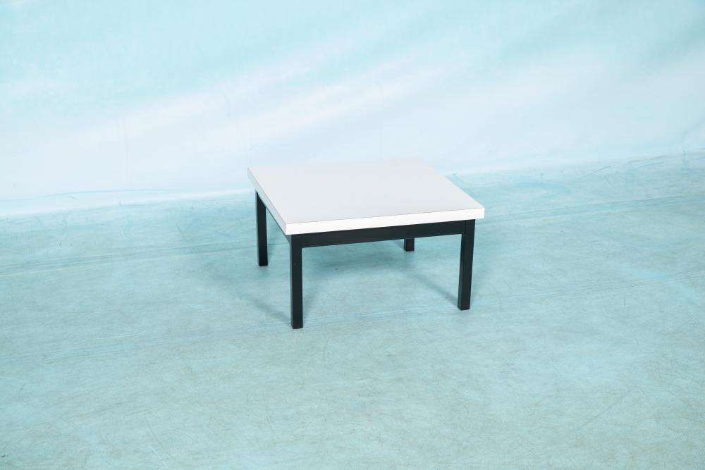 Memphis Stijl Salontafel Jaren 80, Zwart Witte Bijzettafel. photo 127.0
