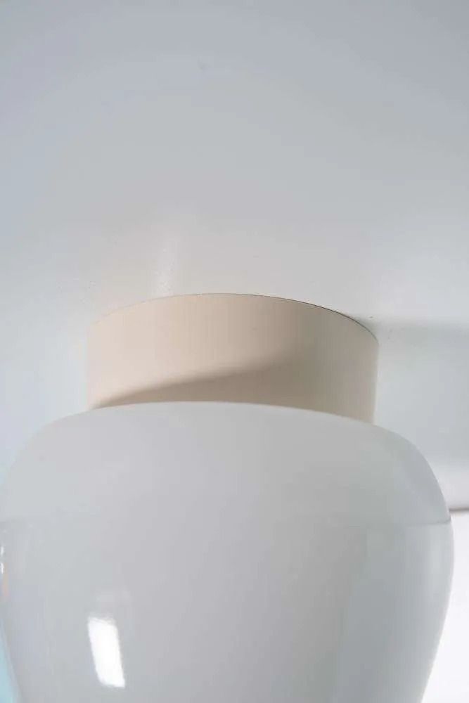 Vintage Opaline Plafondlamp, Jaren 1950, Minimalistisch Ontwerp. photo 86.0