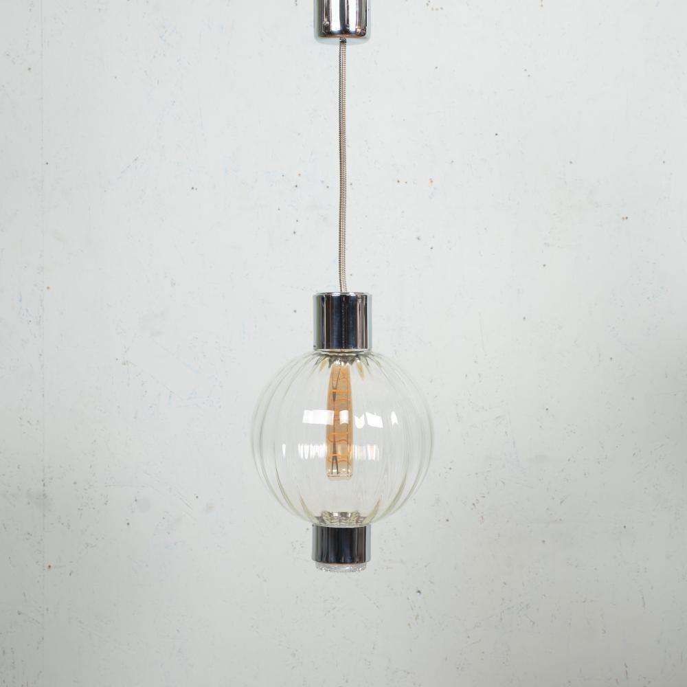 Space Age Glazen Bollamp, Mid Century Modern Glazen Hanglamp, Jaren Zestig/60s. photo for sale