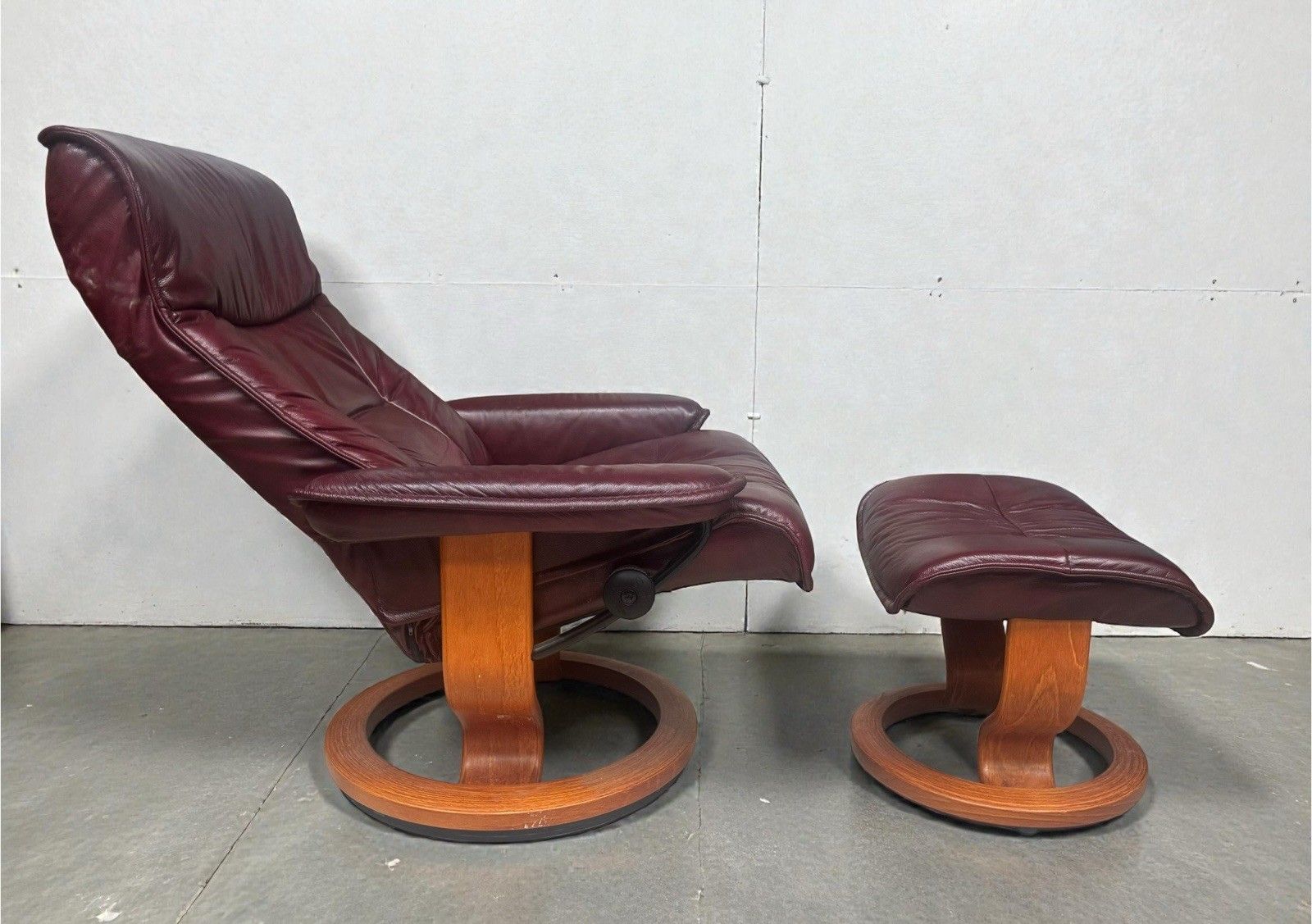 Ekorness Stressless Reclining Armchair And Footstool Consul Range Super Quality