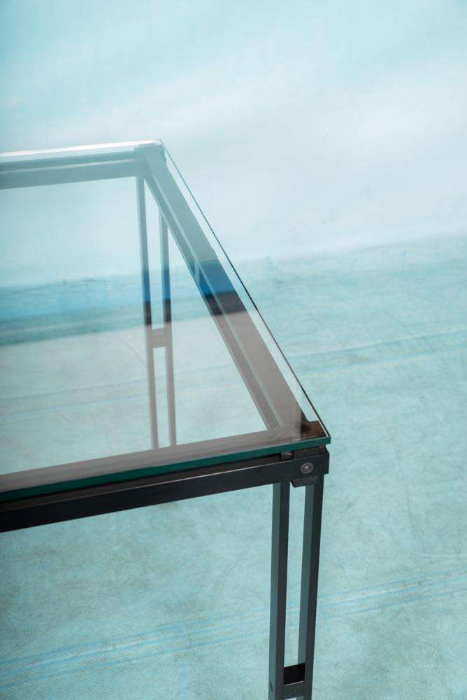 Meubels Minimalistische Glazen Eettafel Met Metalen Onderstel, Mid Century Modern Jaren 1980 photo