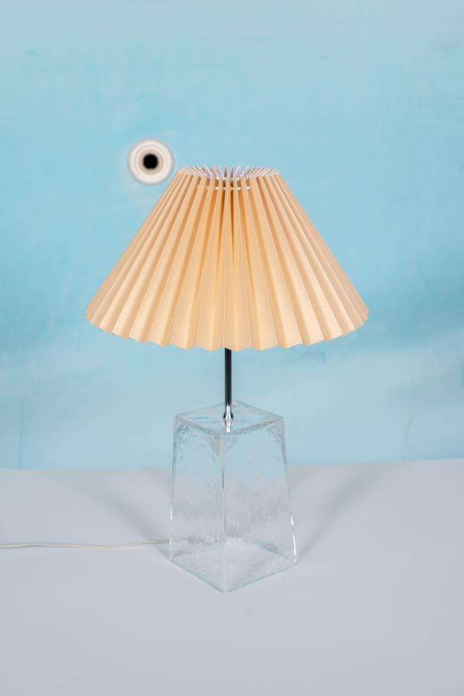 photo vinterior Minimalist Glass Table Lamp From The 1980s With A Pleated Shade