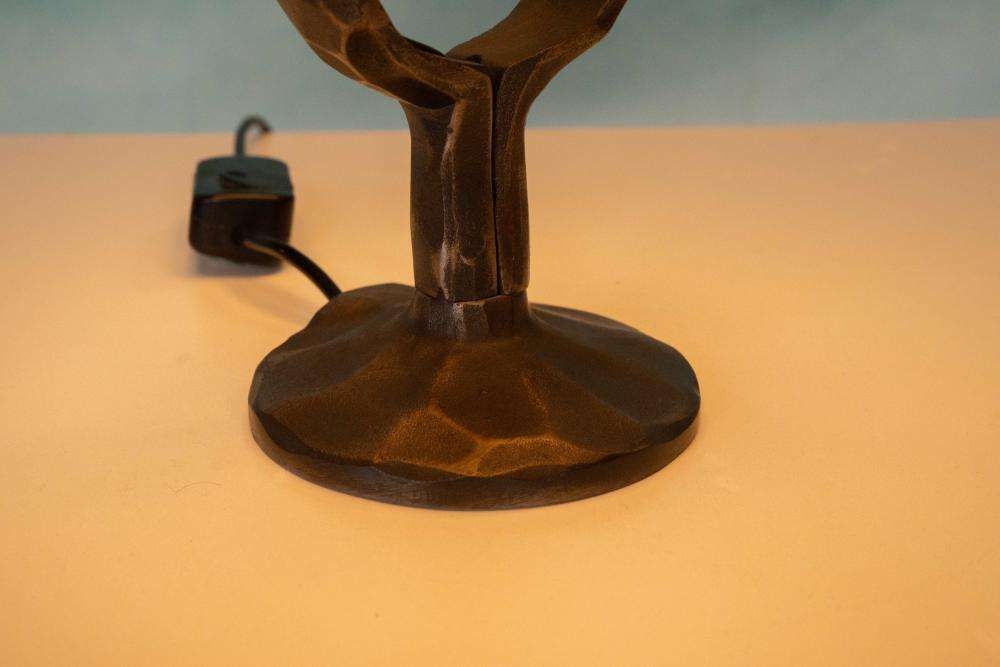 Brutalistische Bronzen Tafellamp, Sculptuurontwerp Jaren 1970 photo 404.0