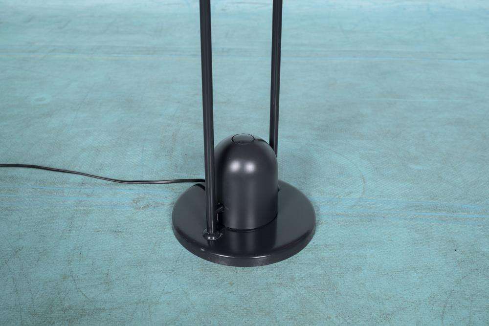 404.0 Postmodern Floor Lamp 1980s Philips photo