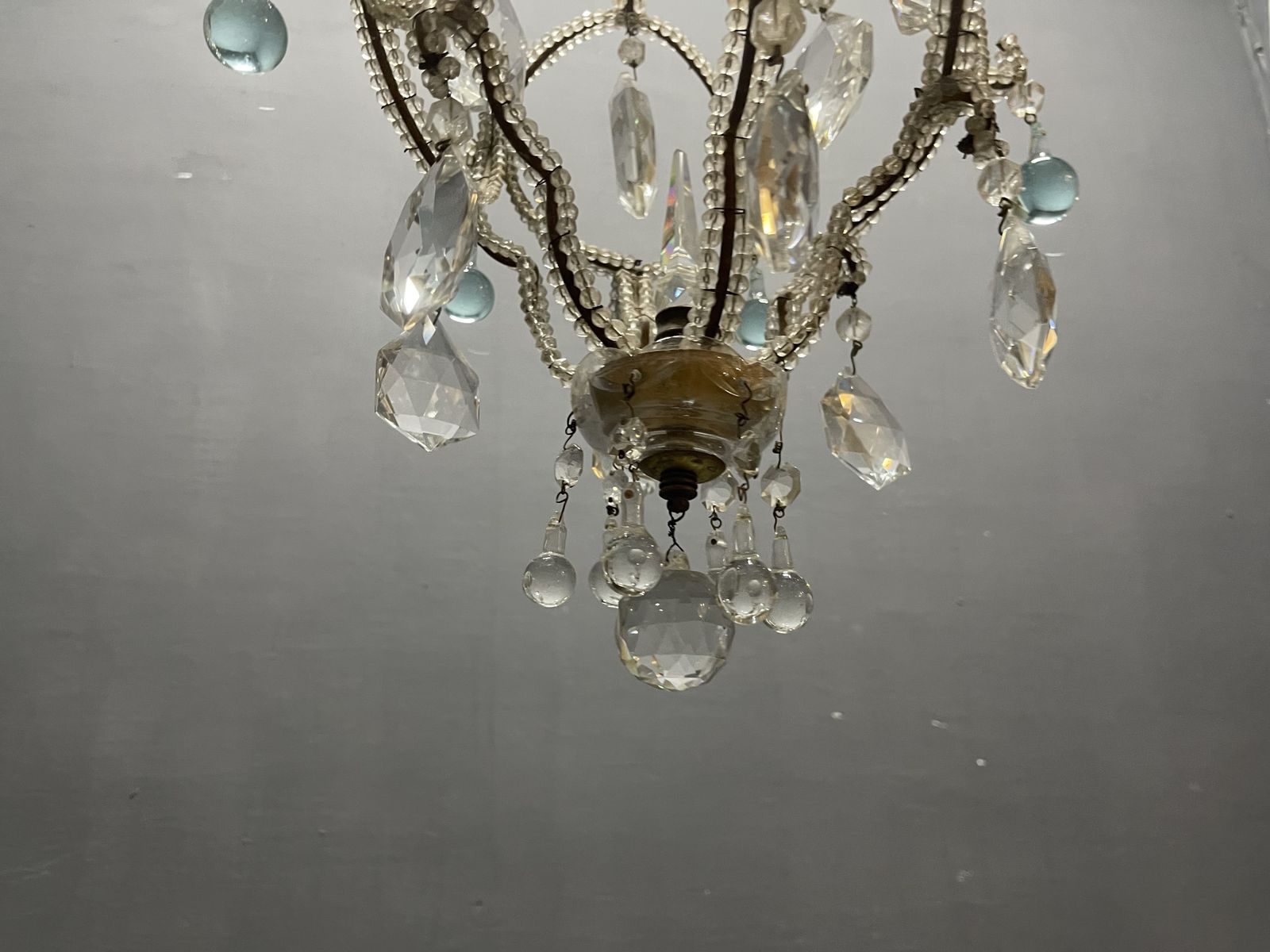 photo furniture Vintage Crystal Beaded Pendant Light With Murano Glass Drops, Italy