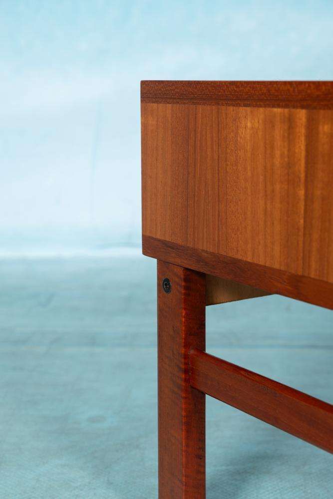 691.0 Japandi Lowboard Teak, Minimalistisch Mid Century Dressoir photo