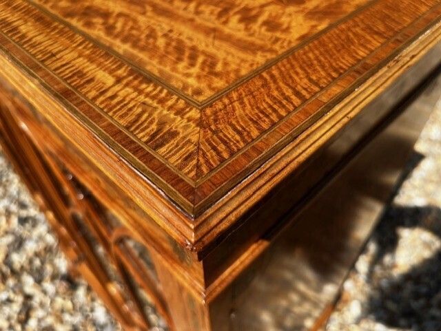A Fine Quality Small Scale Late Victorian Satinwood & Marquetry Inlaid Collectors Cabinet photo Furniture