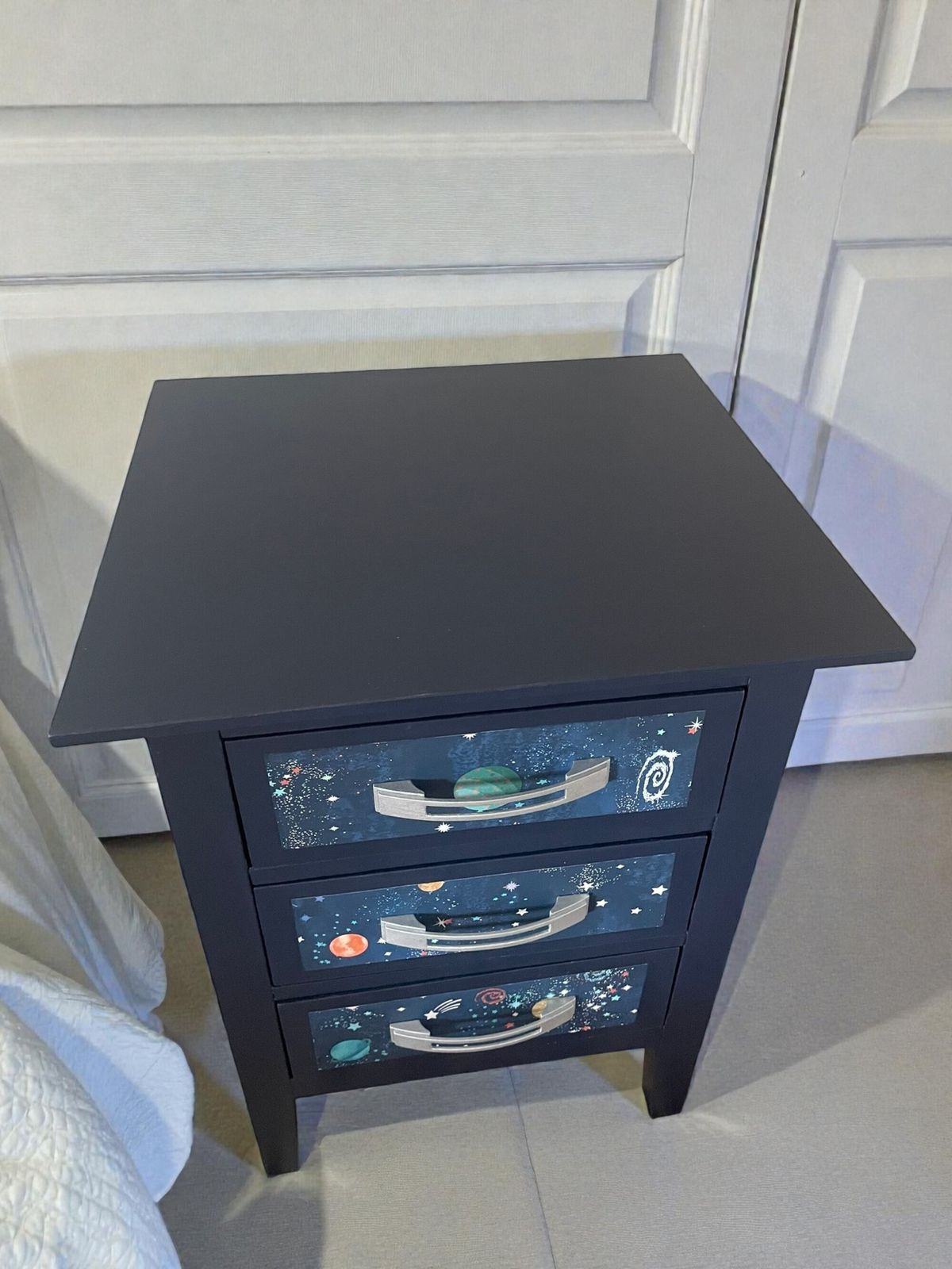 Three Drawer Chest   Bedside Cabinet photo for sale