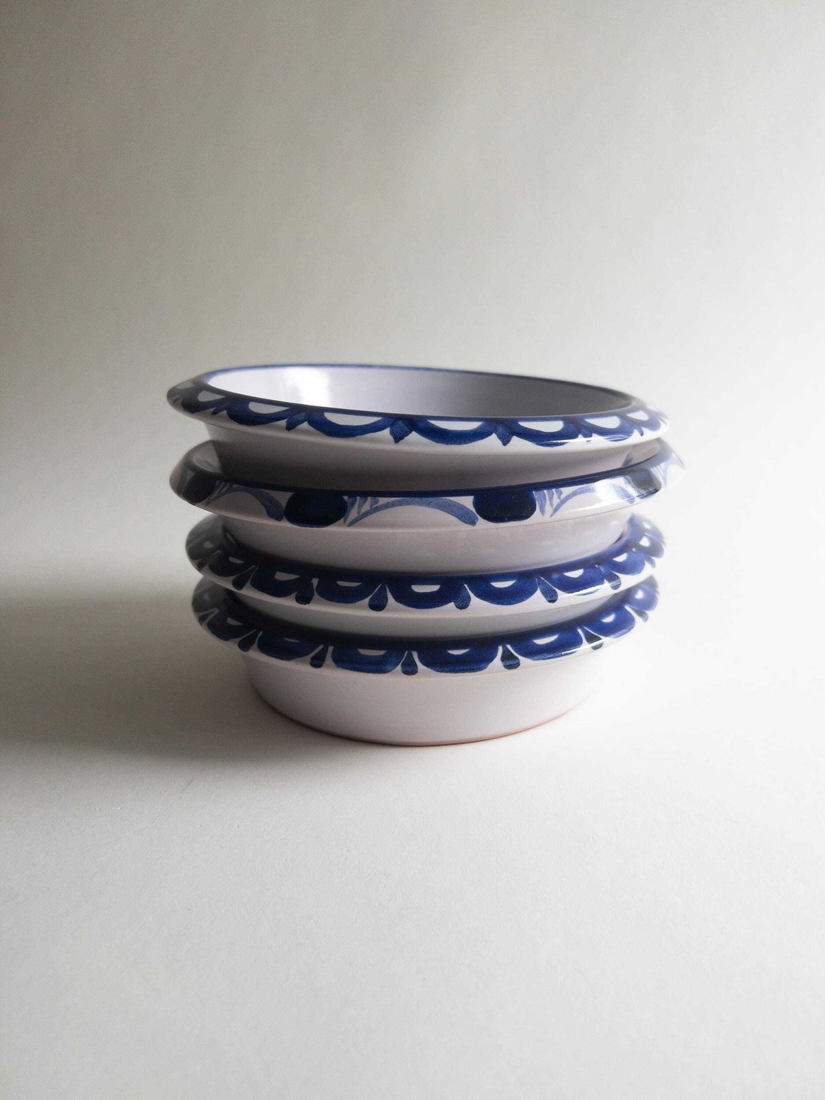 photo buy Swiss Pottery By Luzerner Keramik   Blue And White Bowls   Floral Decor   Set Of 4
