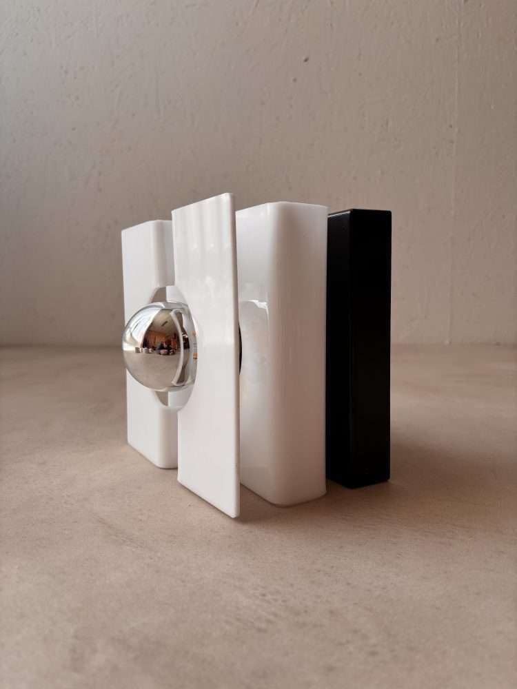 264.0 Space Age Wall Lamp Plexiglass 1970s photo